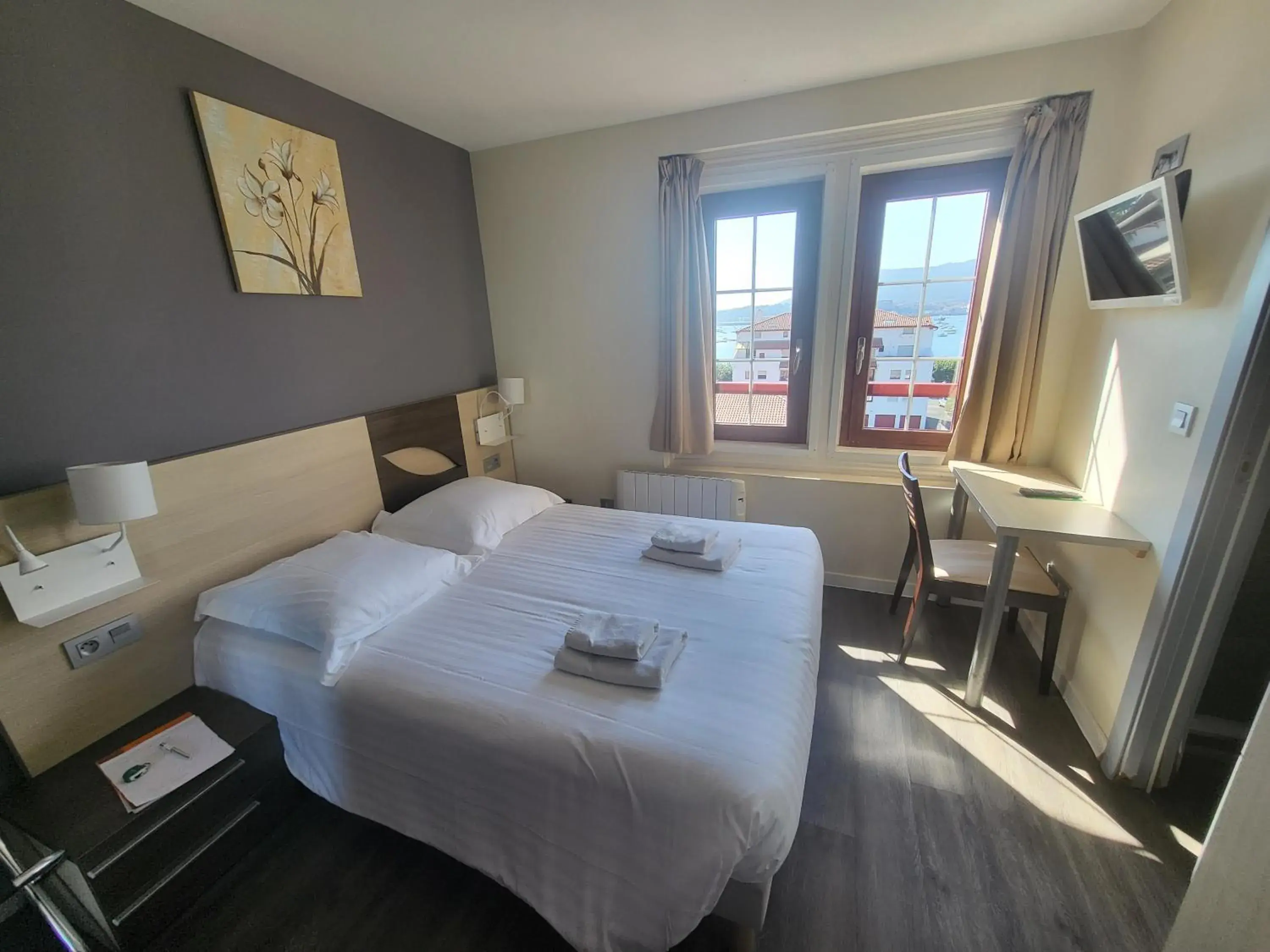 Bed in Hotel Bellevue Bed in Hotel Bellevue