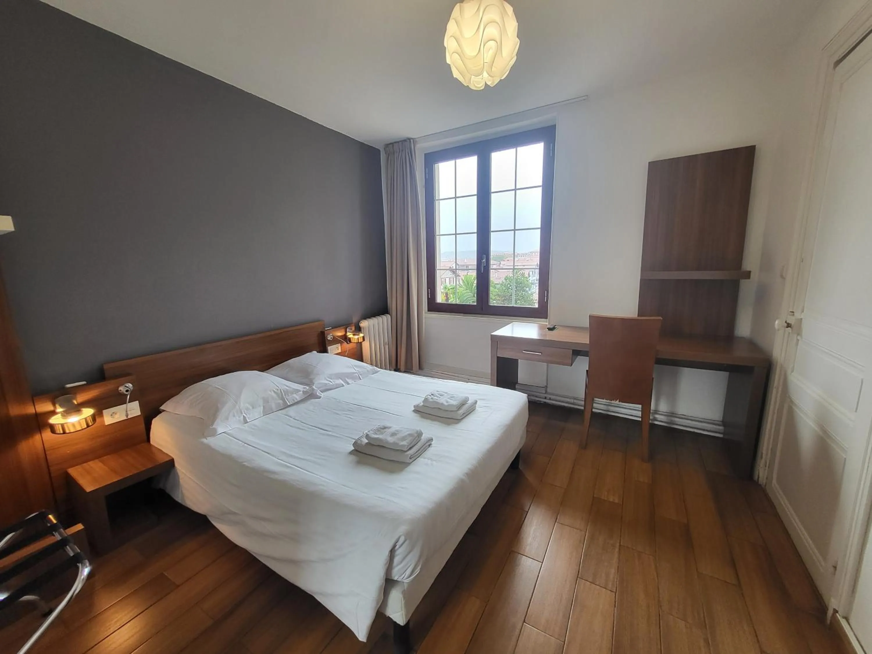 Bed in Hotel Bellevue