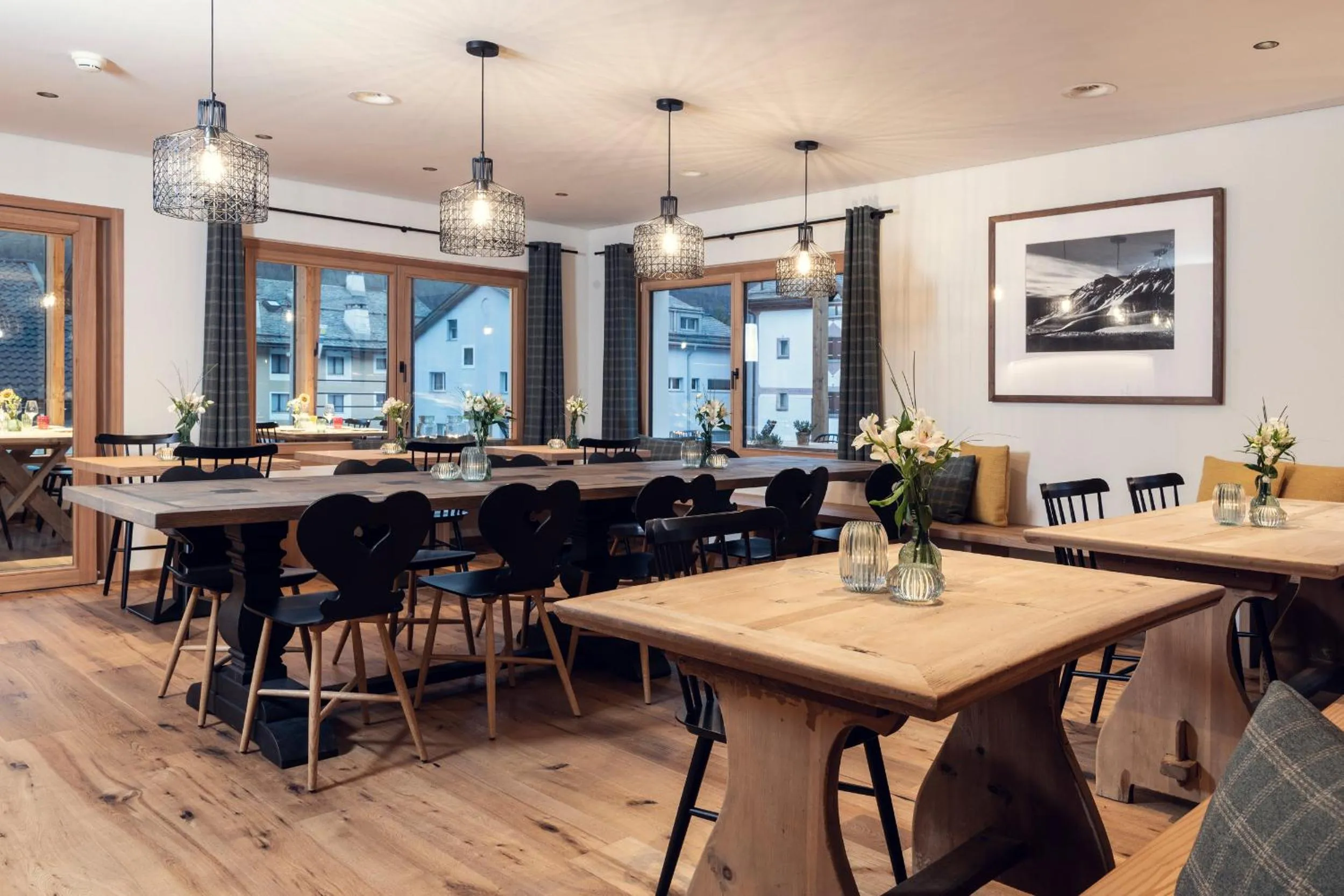 Restaurant/places to eat in Conrad's Mountain Lodge