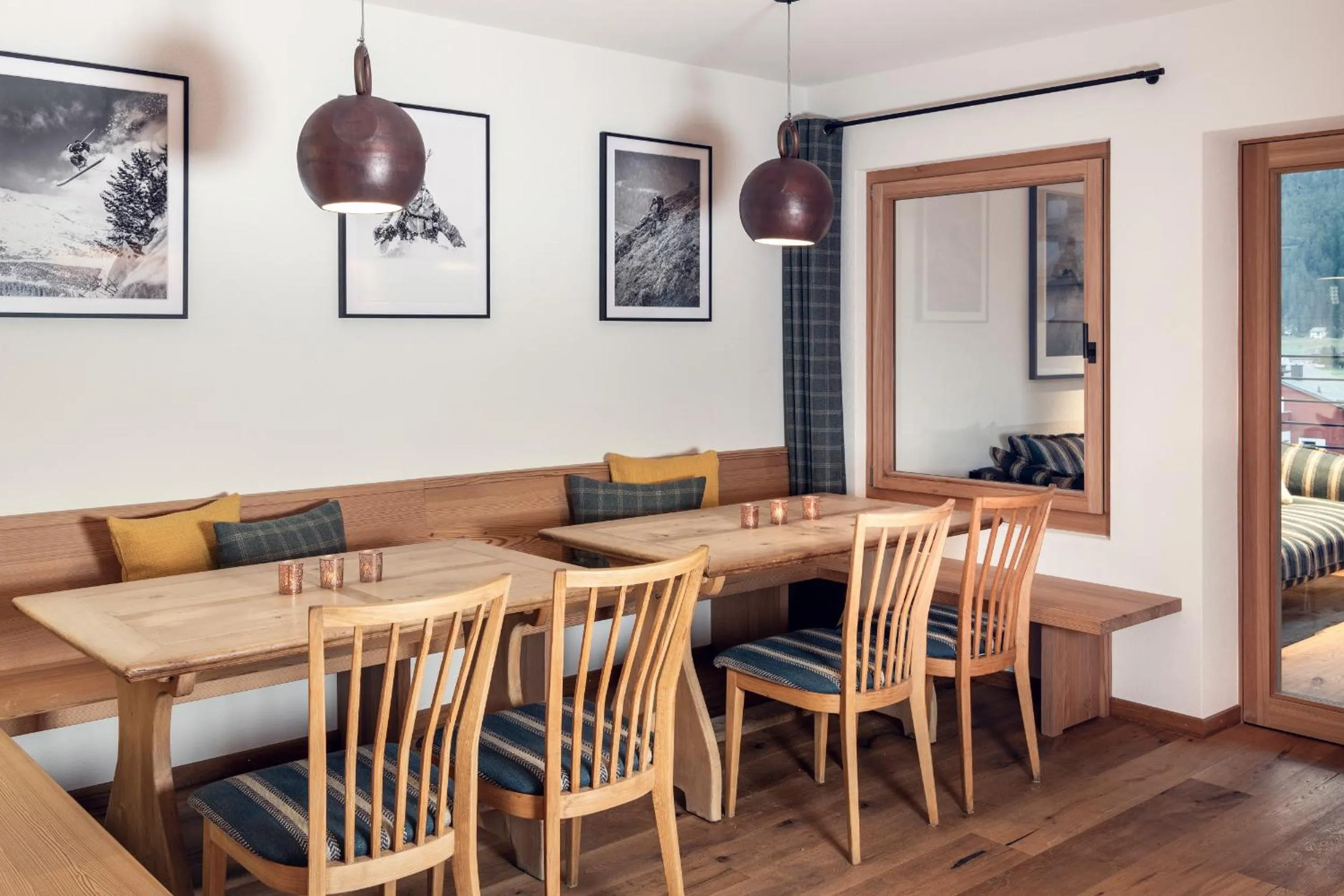 Restaurant/places to eat in Conrad's Mountain Lodge