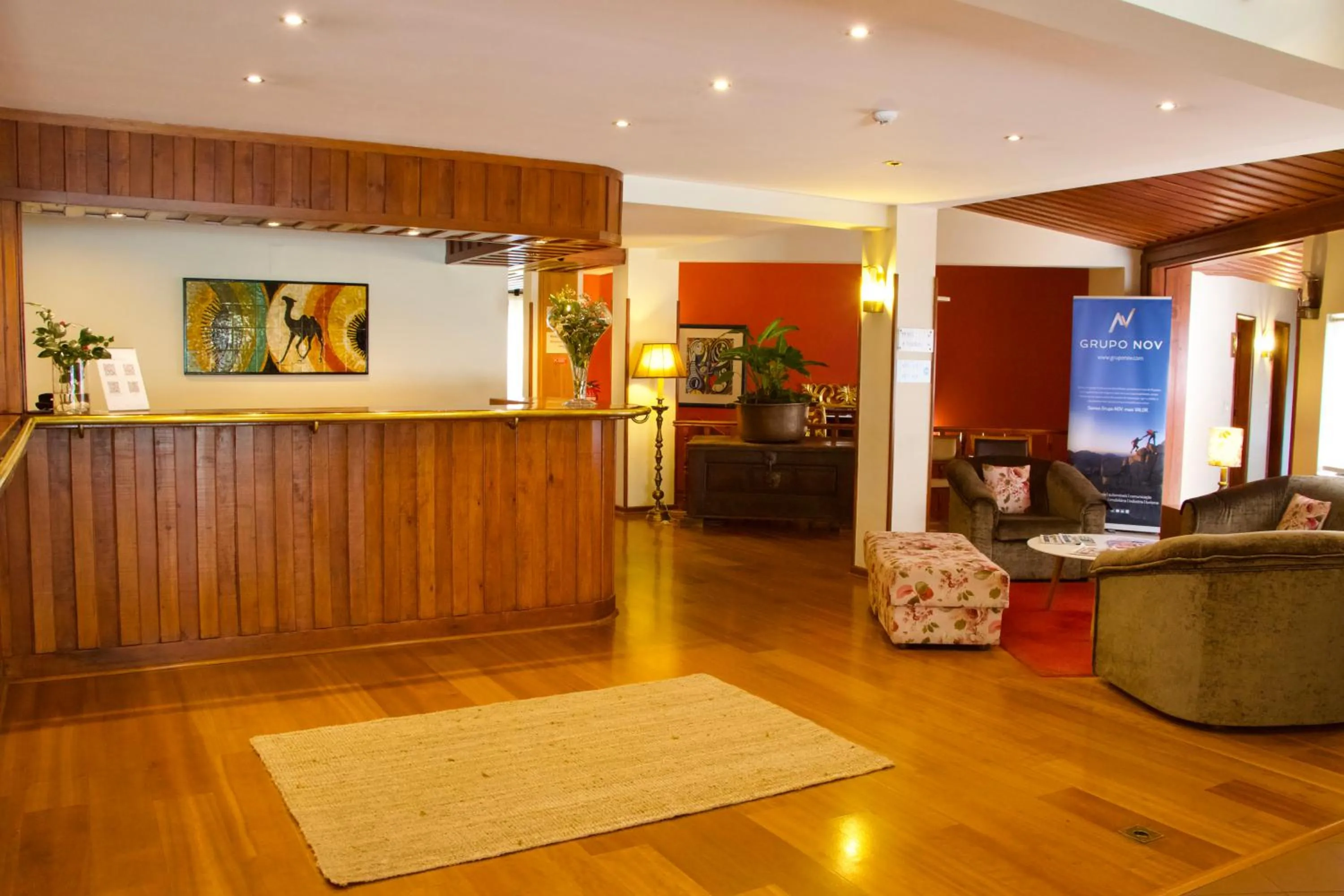 Lobby or reception in Hotel Eurosol Seia Camelo