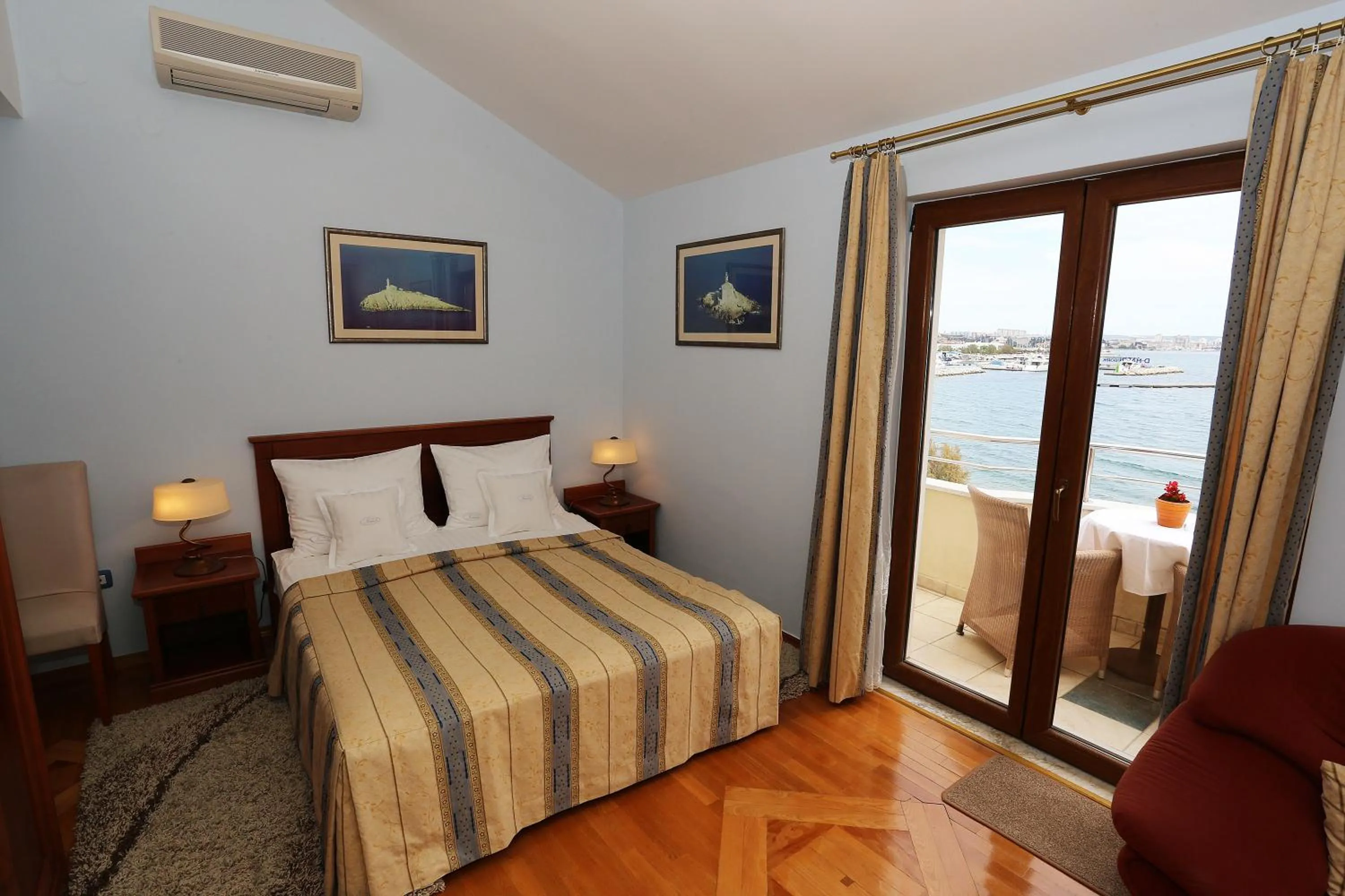 Bed in Villa Ivana