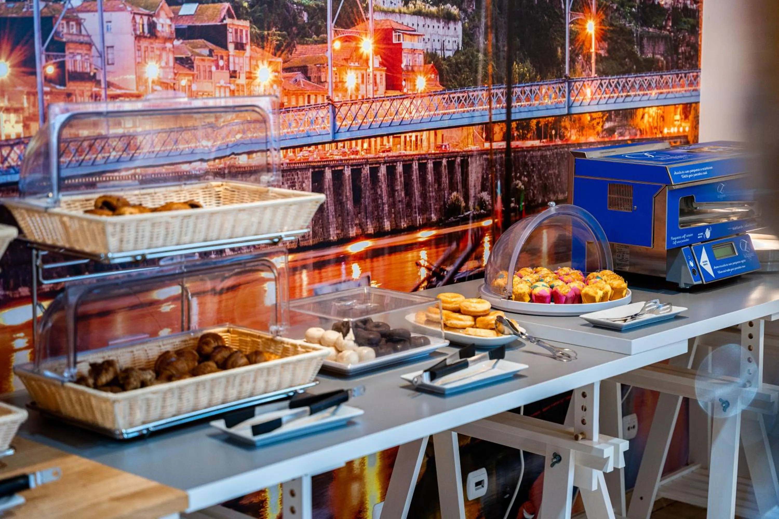 Breakfast in Hotel La Fontaine