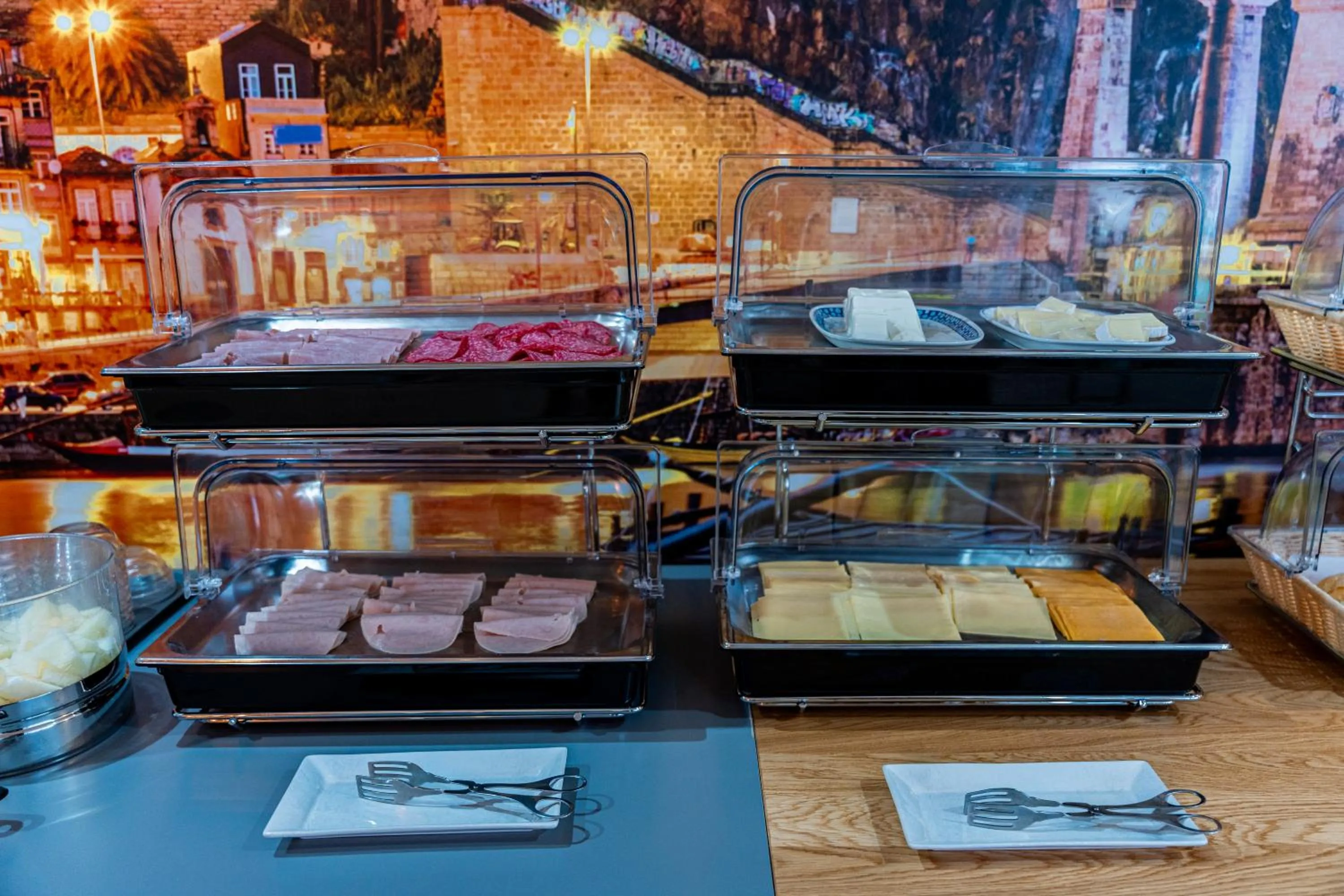 Buffet breakfast in Hotel La Fontaine