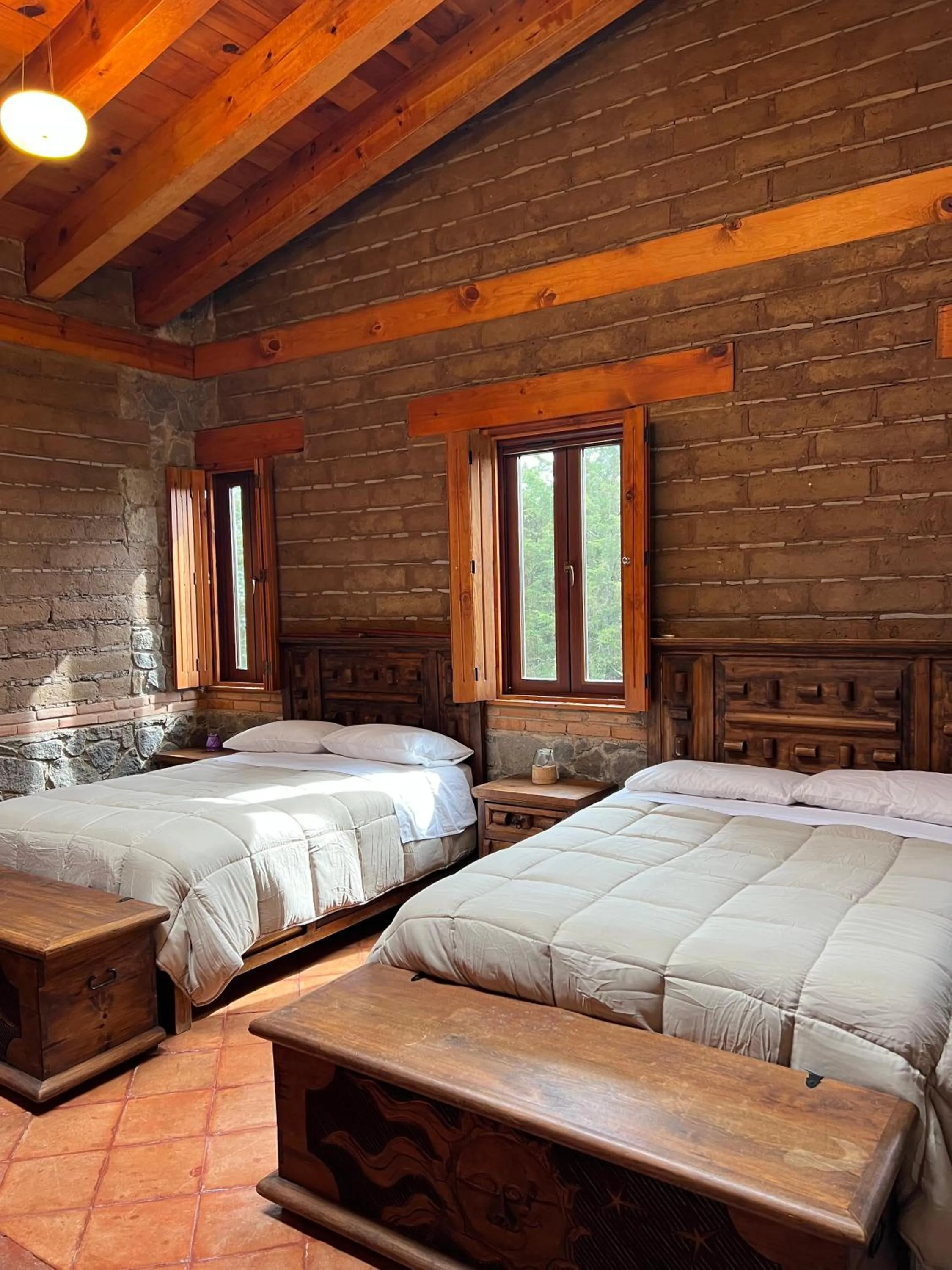 HOTEL Y CABAÑAS MOUNTAIN LODGE