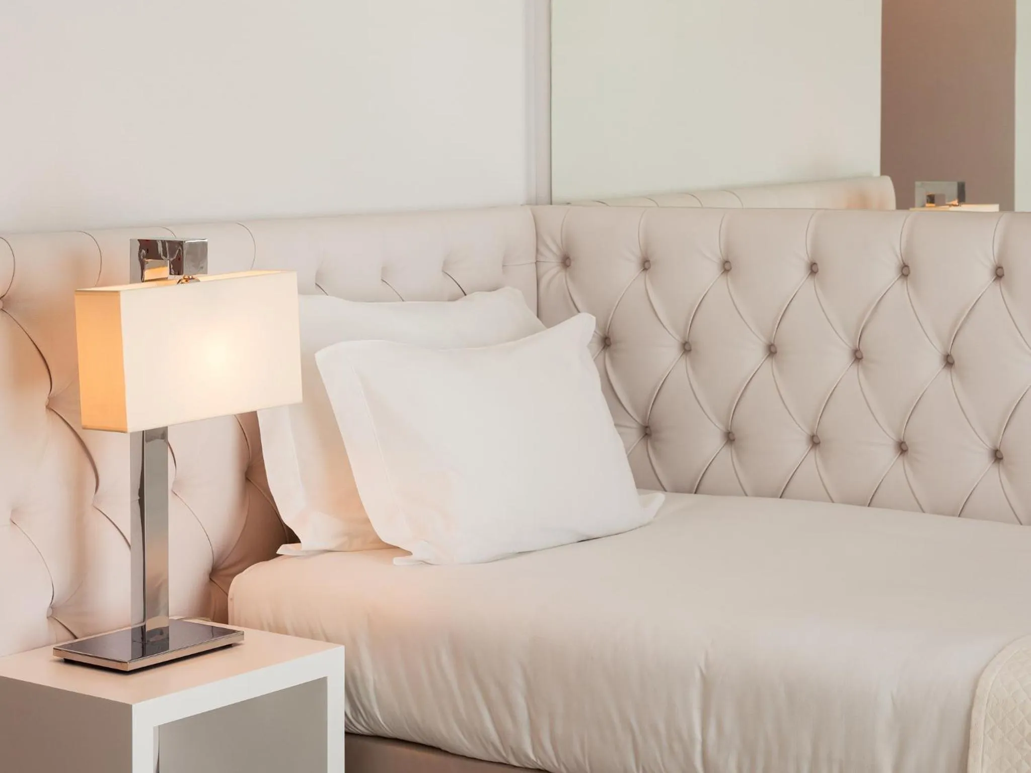 Bed in Lutecia Smart Design Hotel