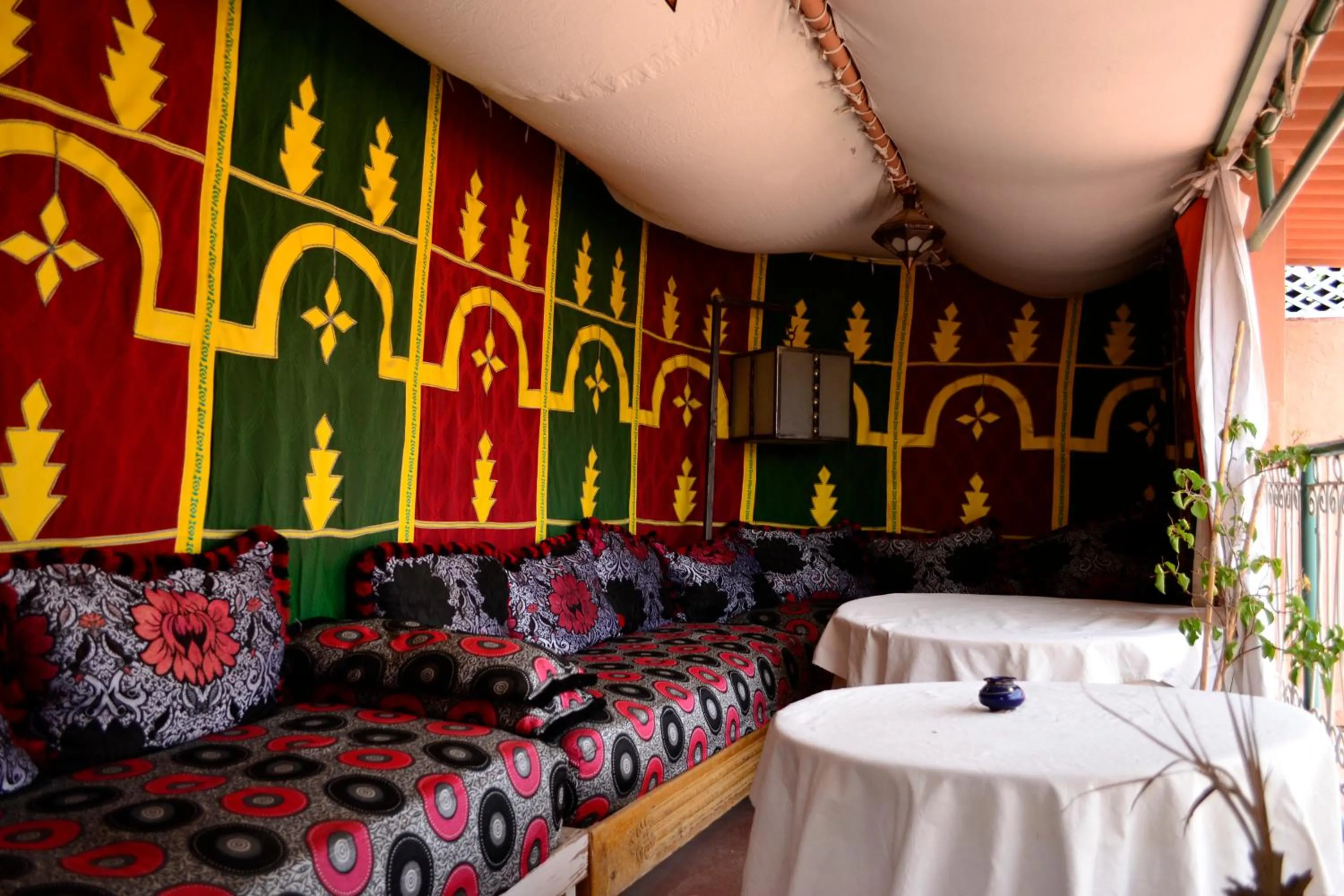 Day in Riad Dar Mchicha