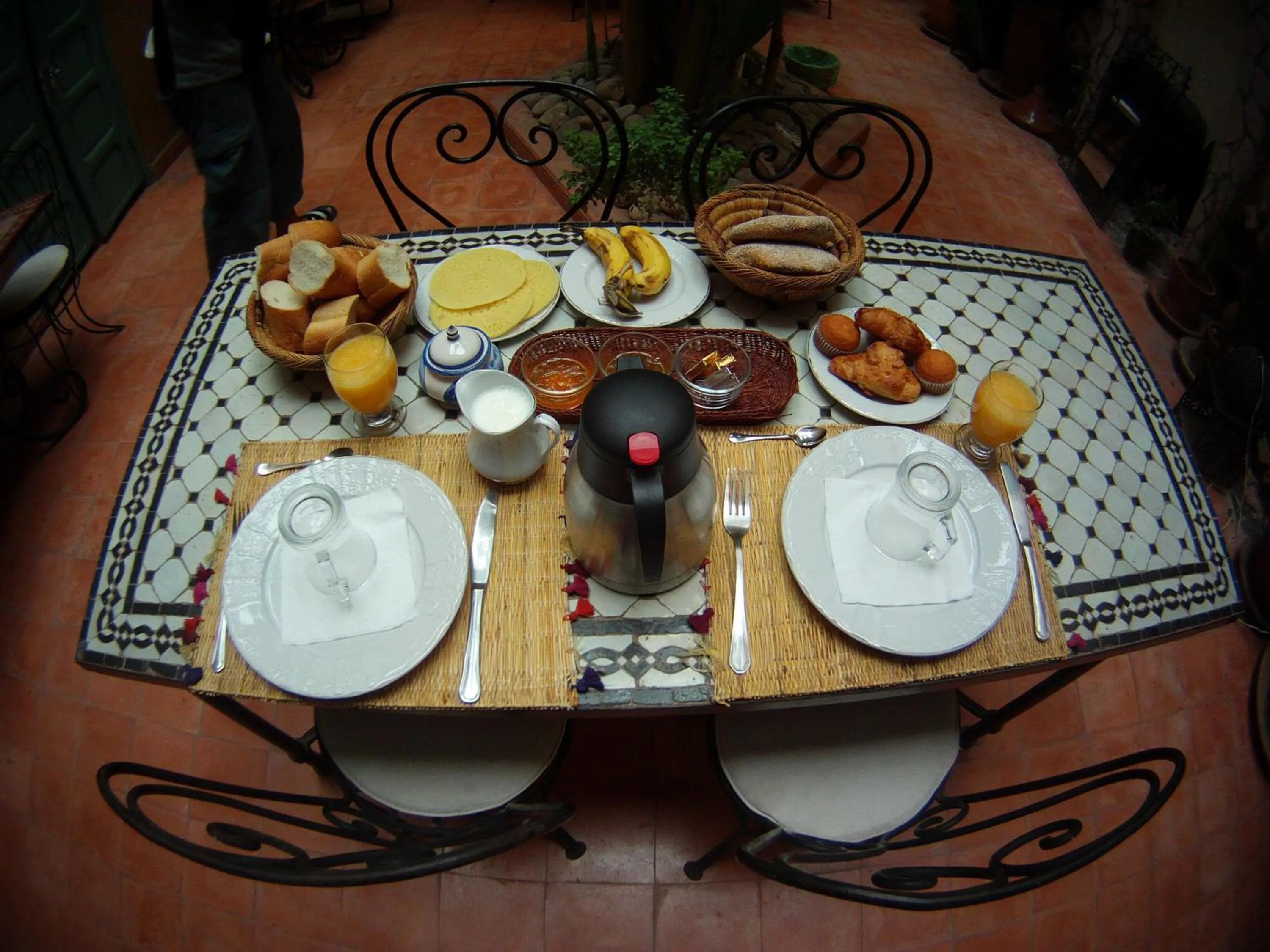Food and drinks in Riad Dar Mchicha