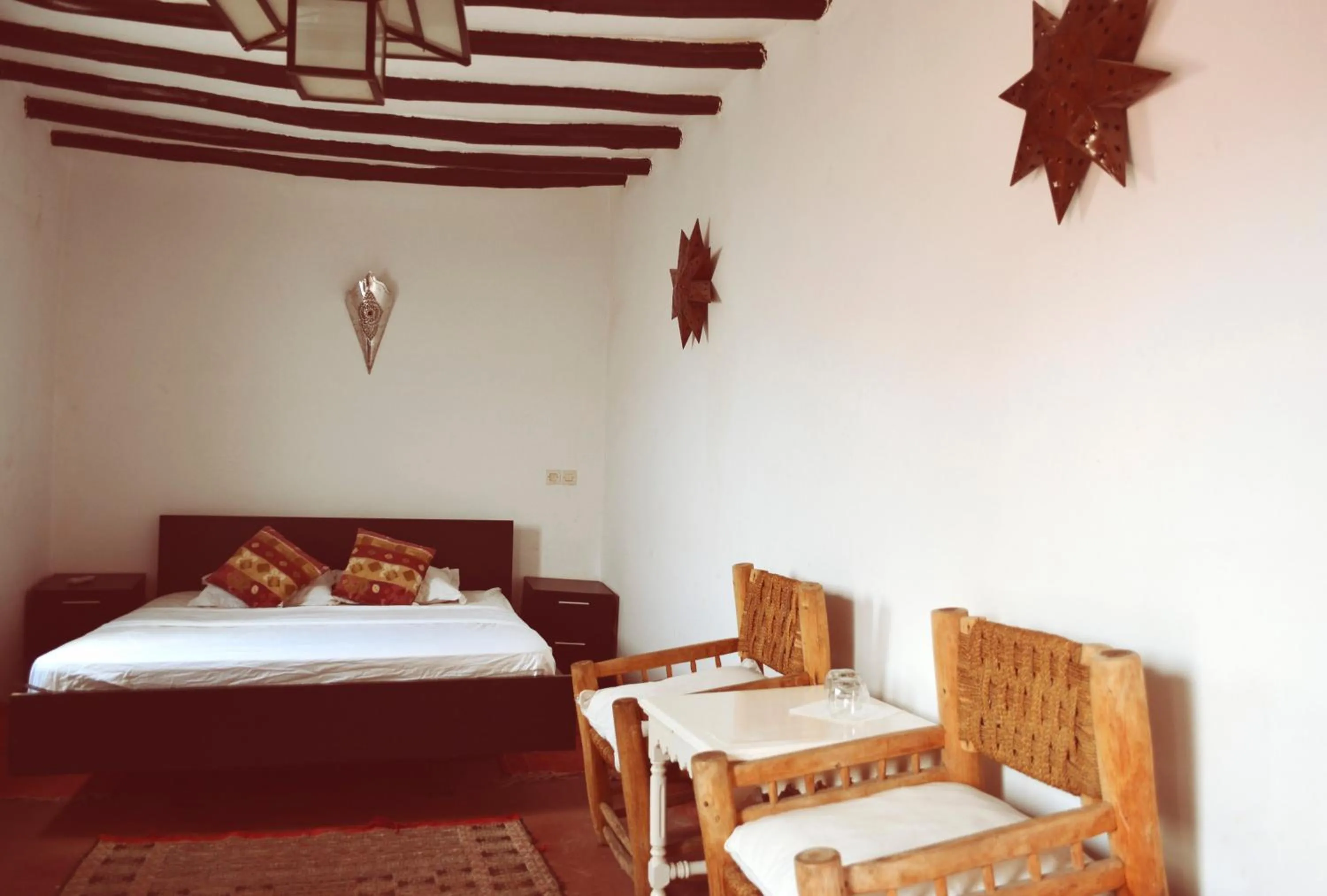 Photo of the whole room, Bed in Riad Dar Mchicha
