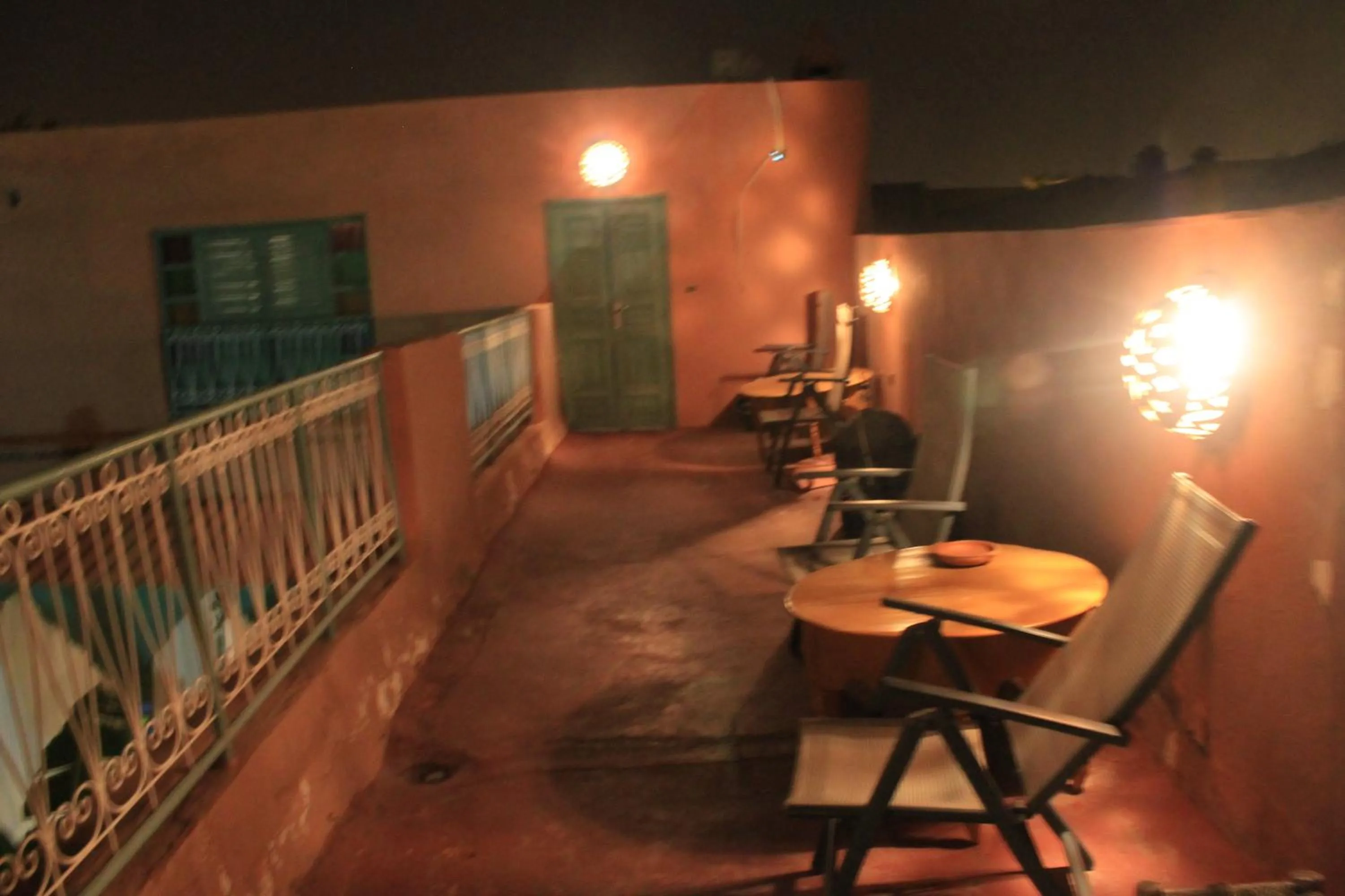 Night in Riad Dar Mchicha