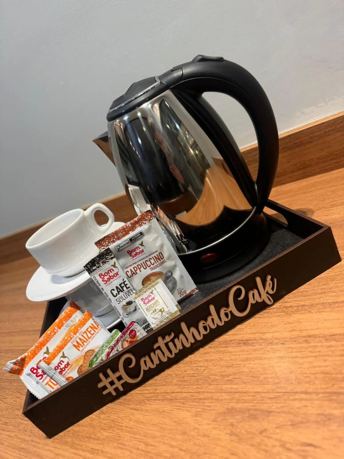 Coffee/tea facilities in Igaras Hotel