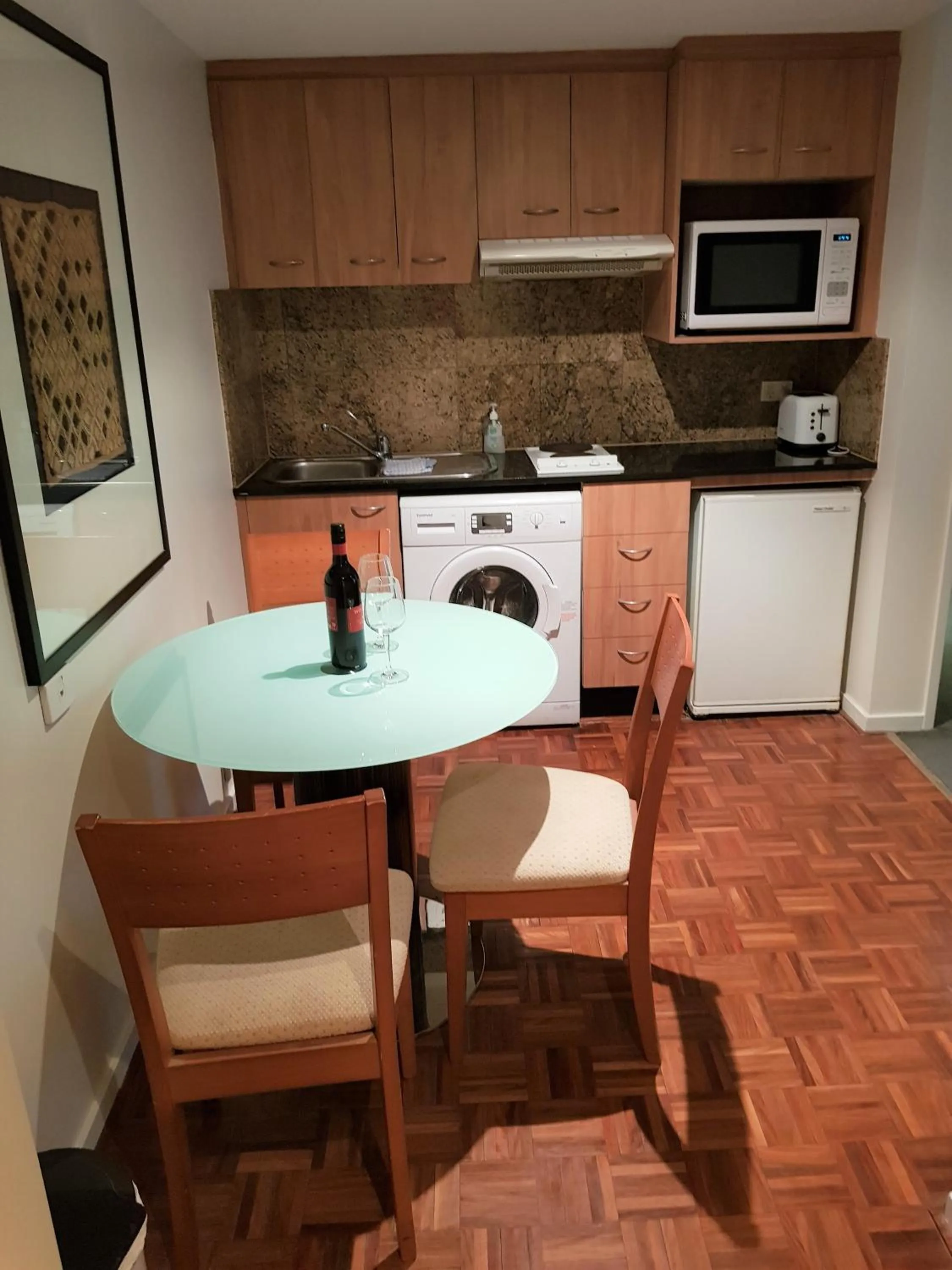 Kitchen or kitchenette in Accommodation Sydney Darling Harbour