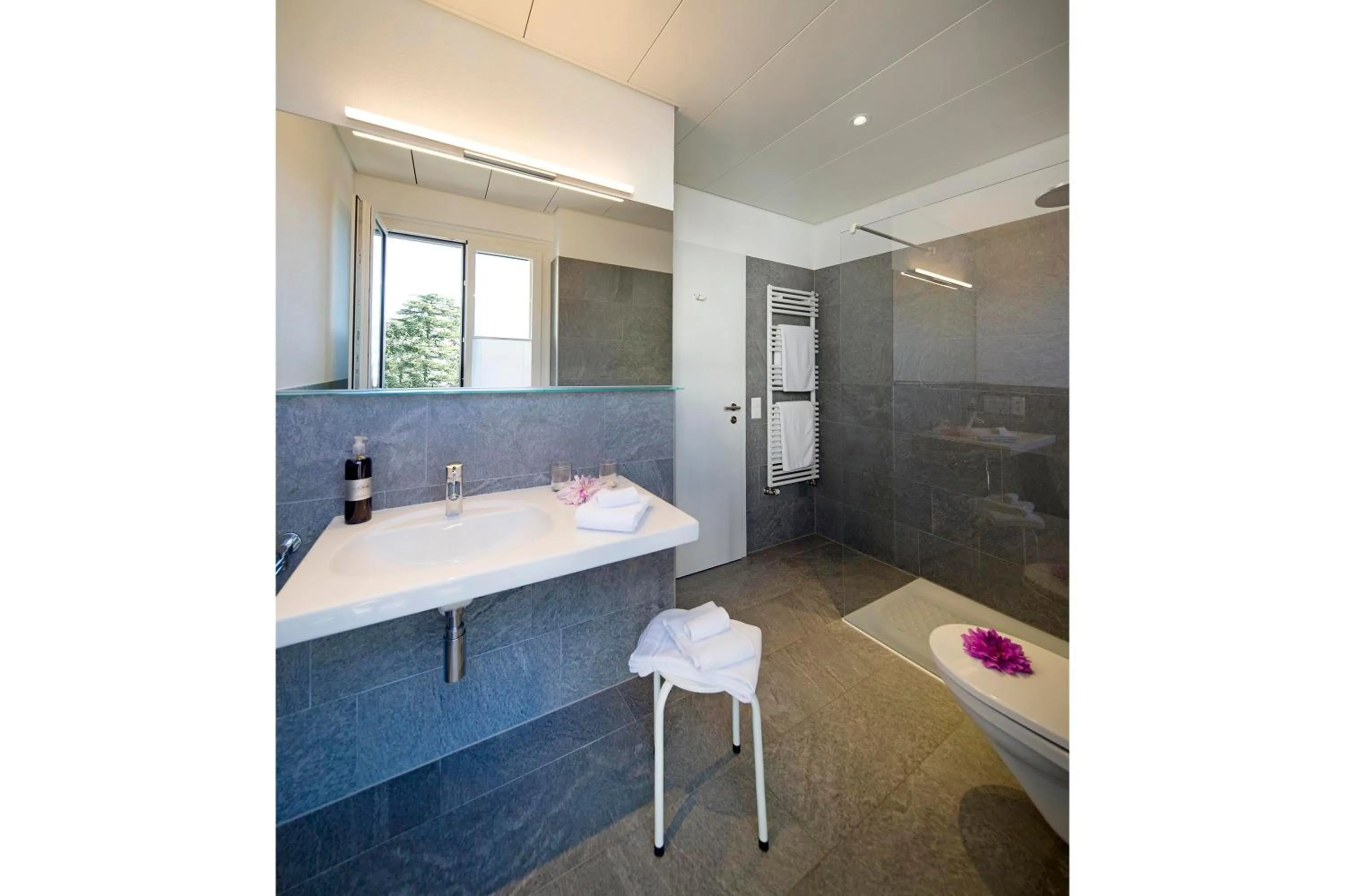 Bathroom in Hotel Stella SA