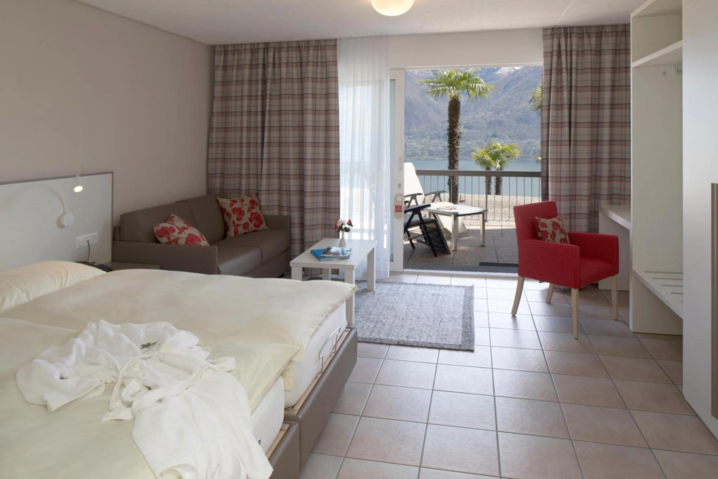 Photo of the whole room, Bed in Hotel Stella SA