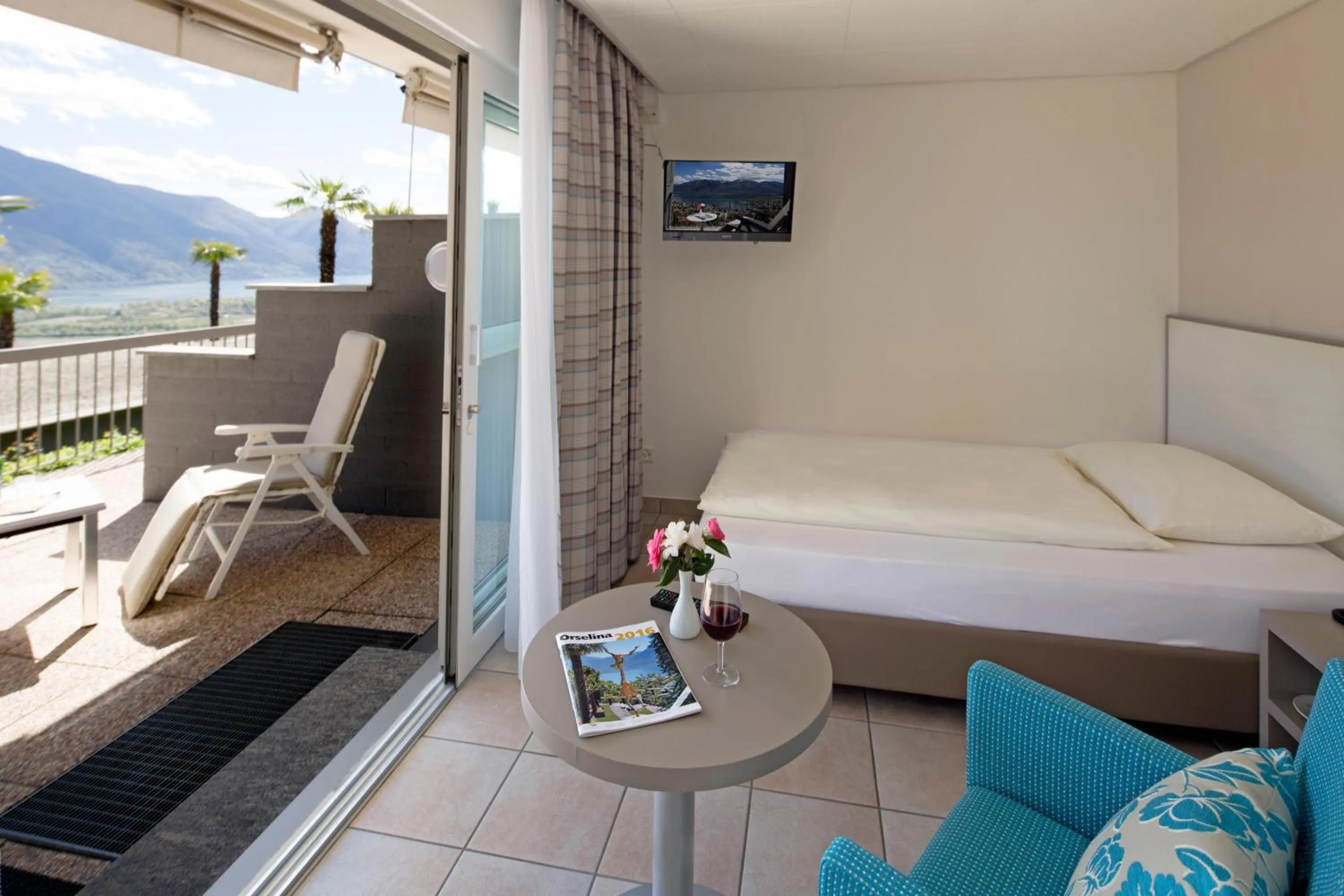 Photo of the whole room, Bed in Hotel Stella SA