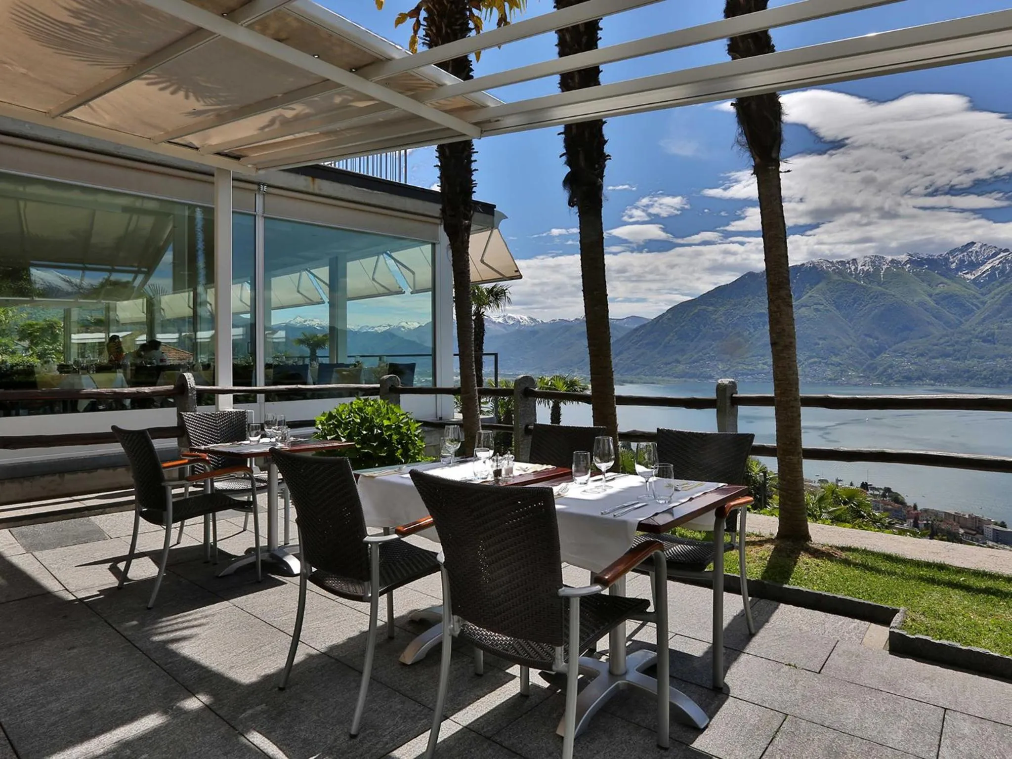 Restaurant/places to eat in Hotel Stella SA