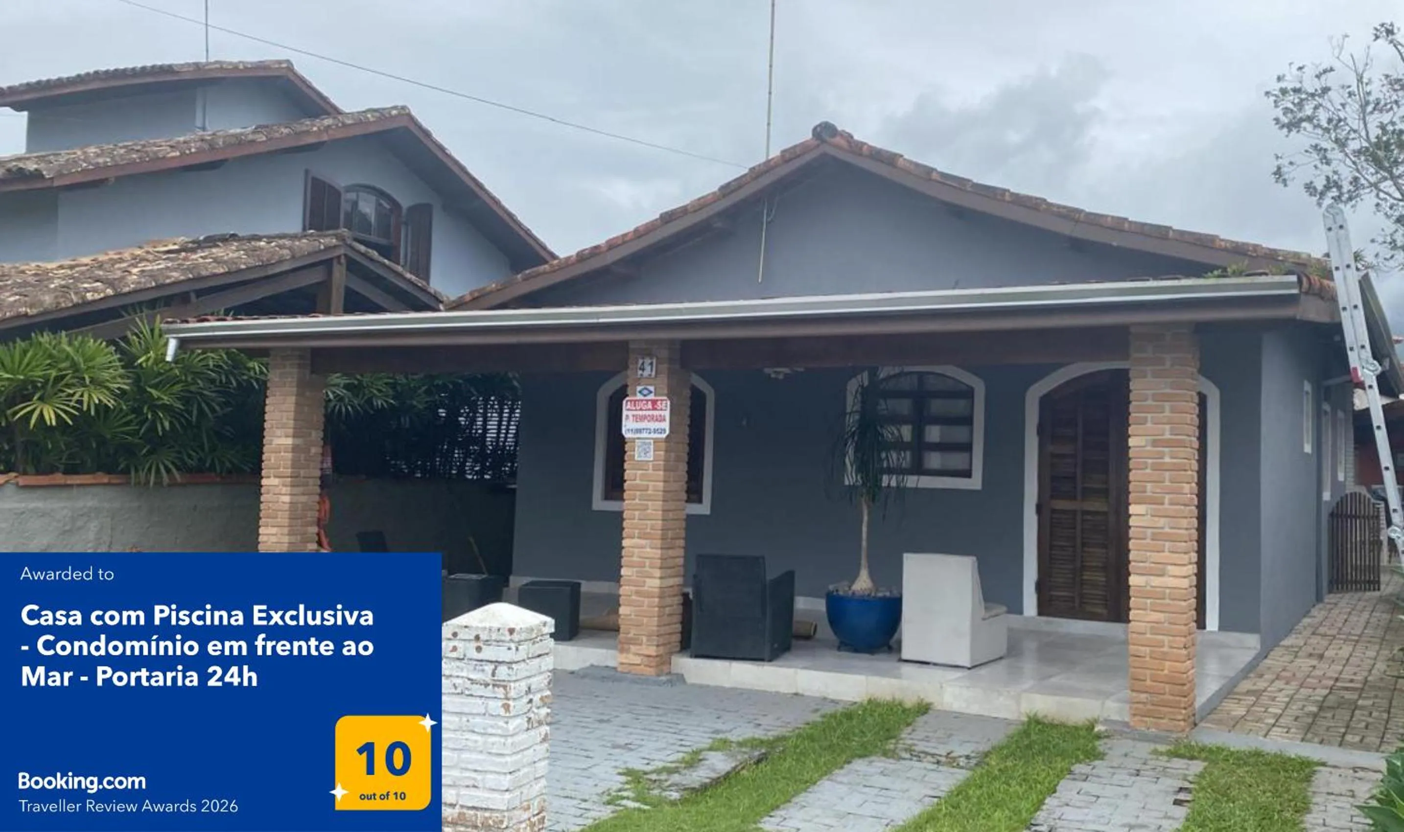 Casa com Piscina Exclusiva - Condomínio em frente ao Mar - Portaria 24h