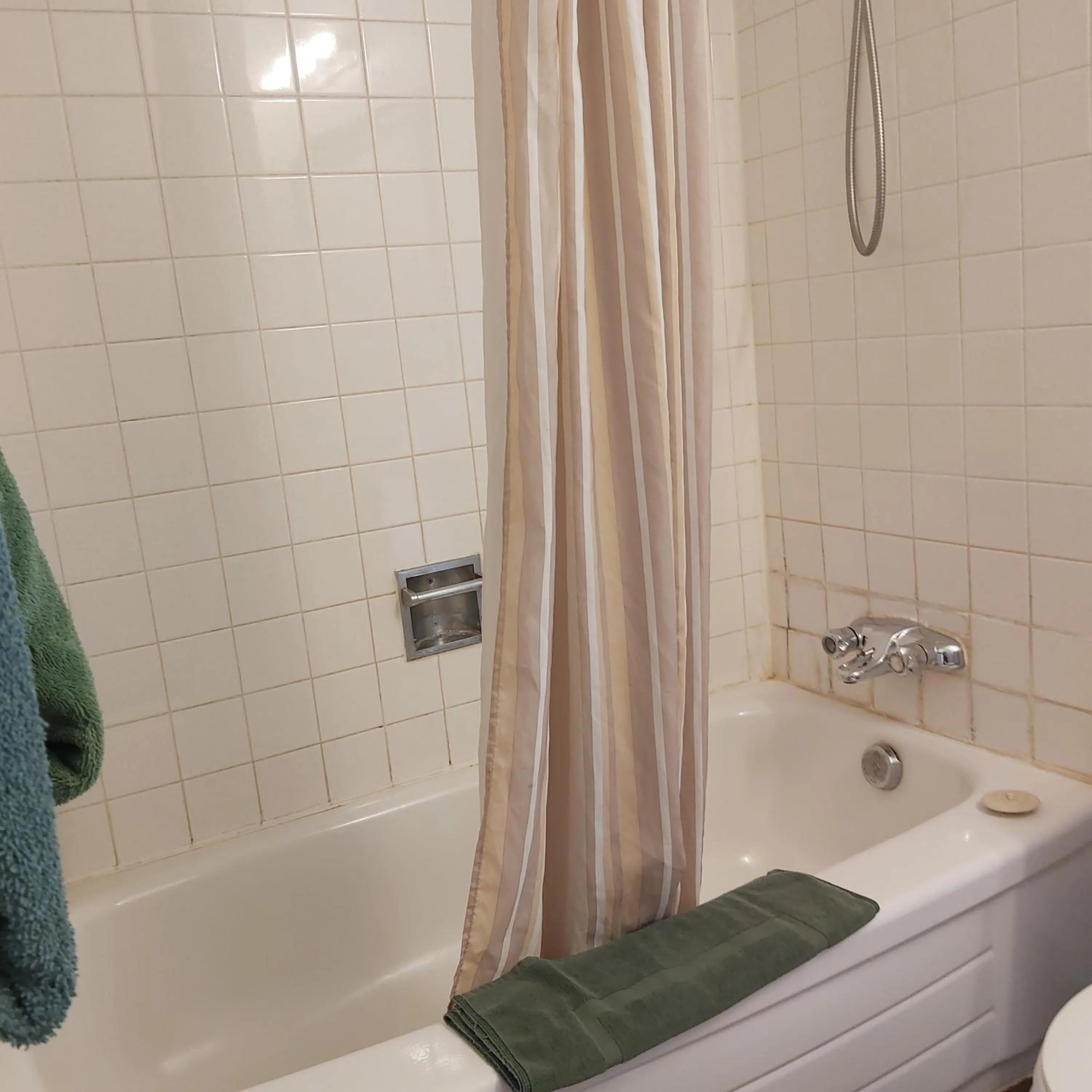 Alpine Lodge Motel & Restaurant