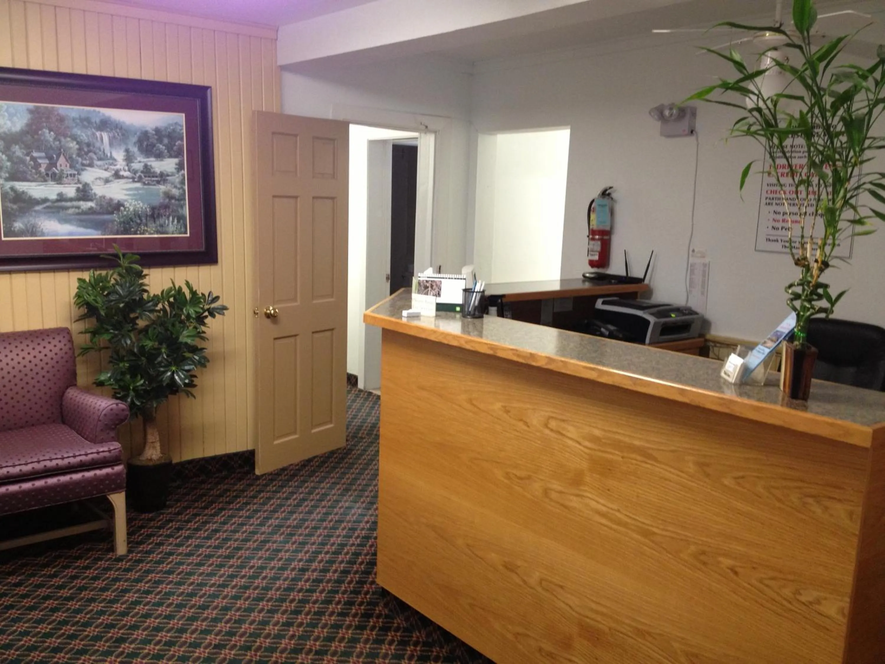 Bird's eye view in Milestone Motel