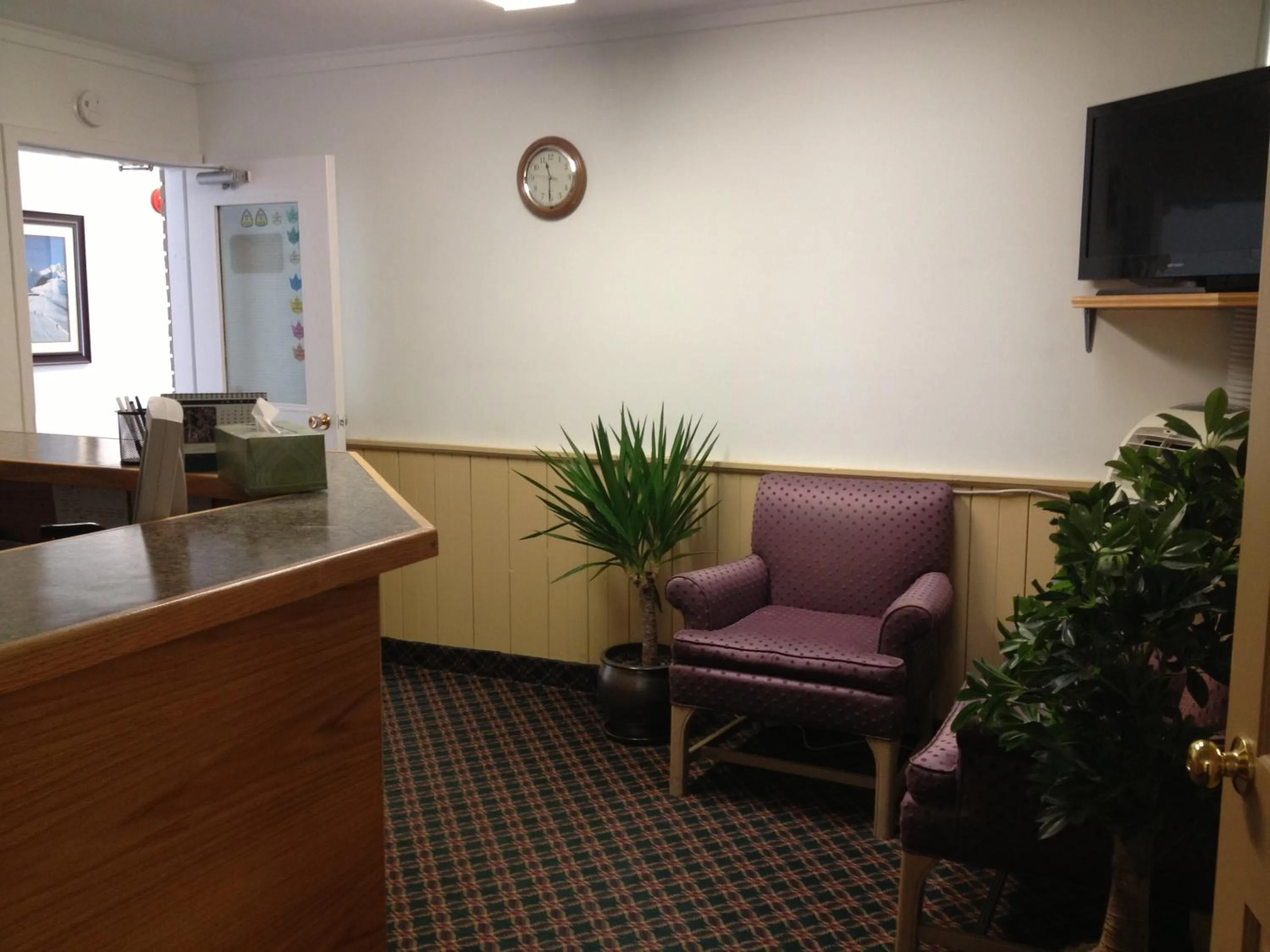 Bird's eye view in Milestone Motel