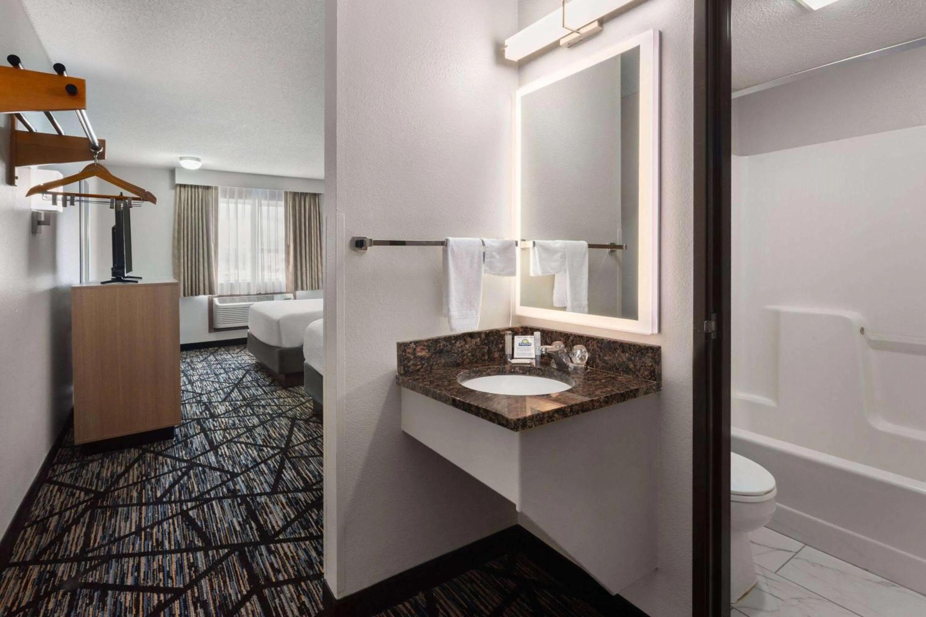 Bathroom, Bed in Days Inn by Wyndham Ogallala