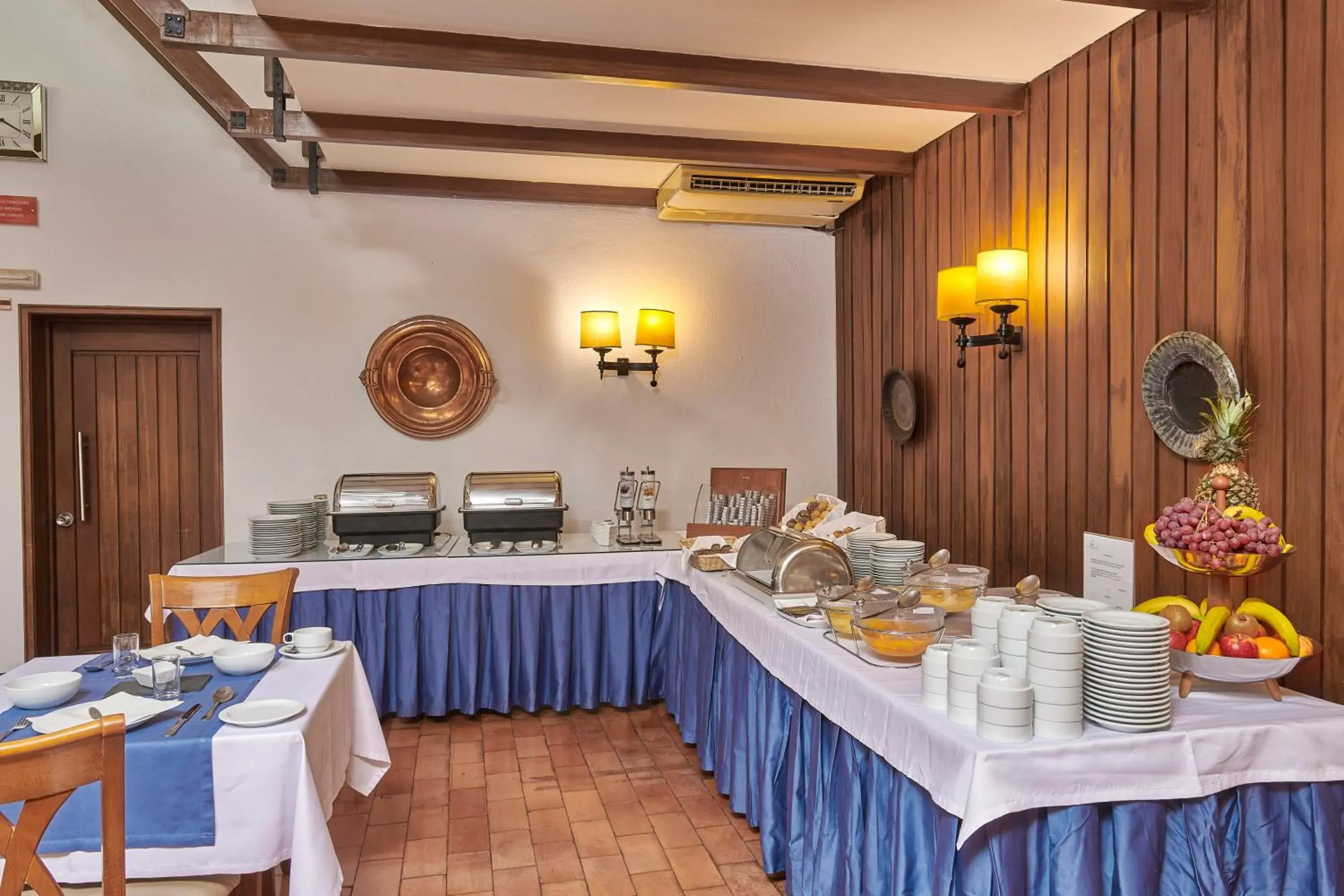 Restaurant/places to eat in Hotel Apartamento Do Golfe Restaurant/places to eat in Hotel Apartamento Do Golfe