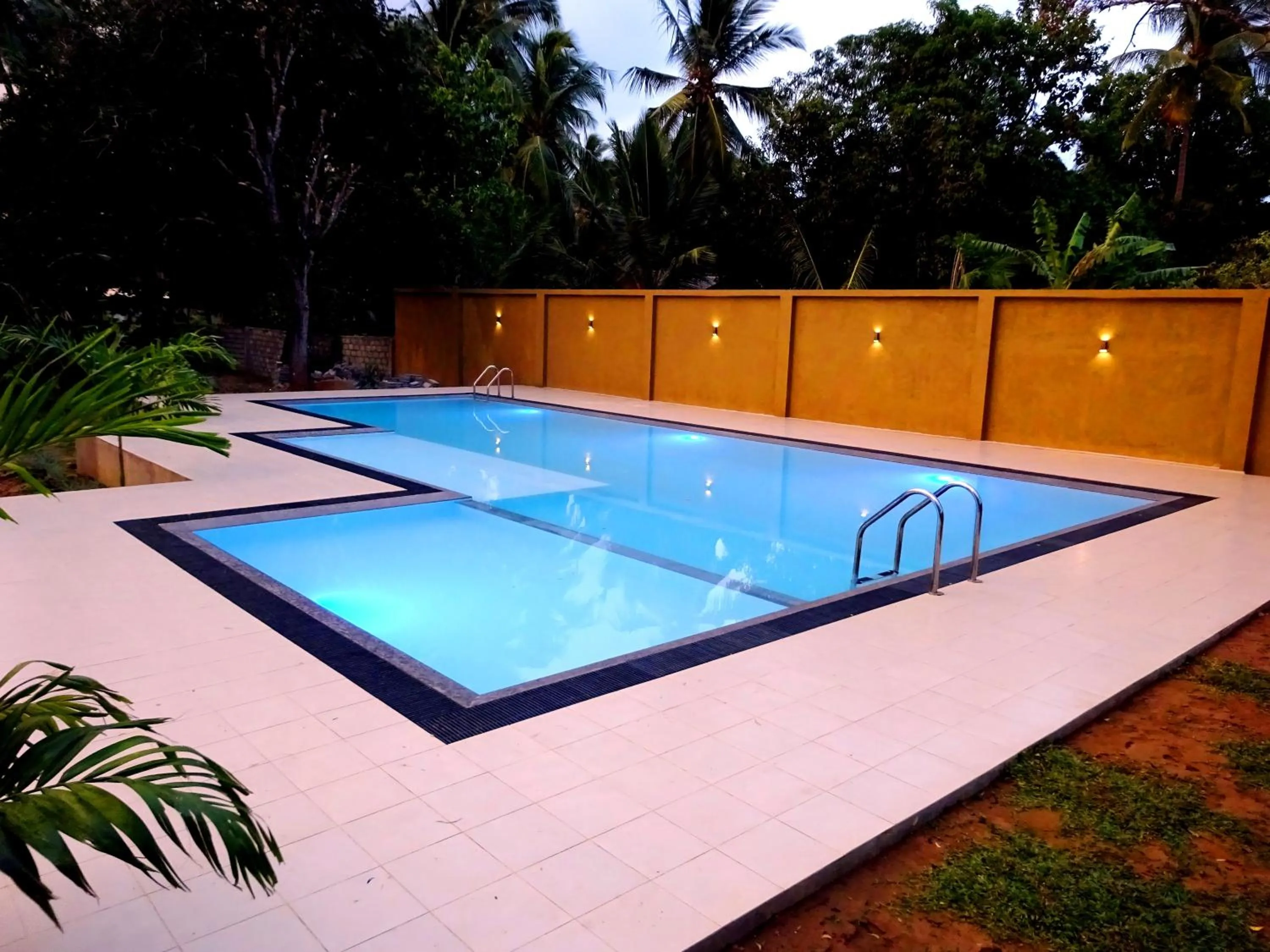 Pool view in Athkandura Hotel