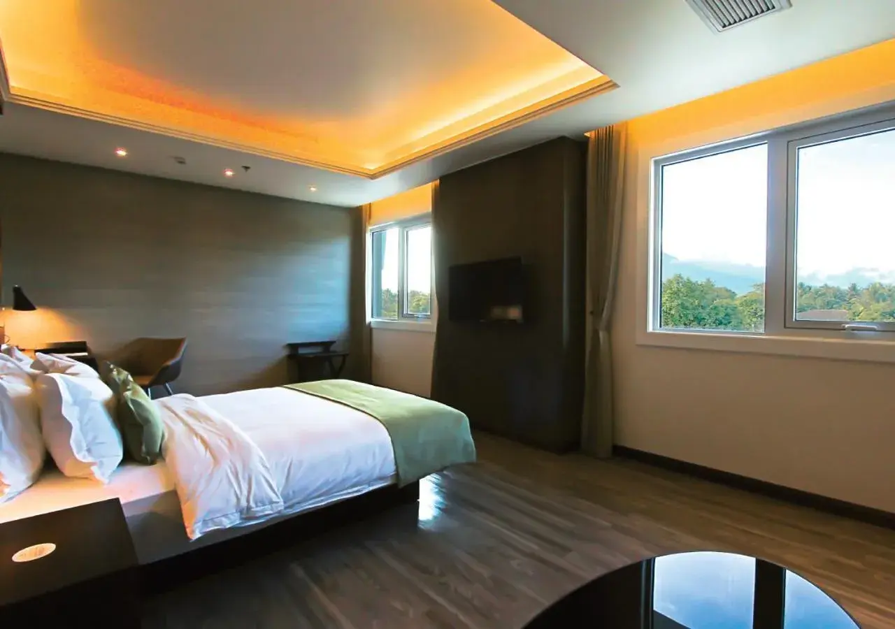 Bed in The Marison Hotel Bed in The Marison Hotel