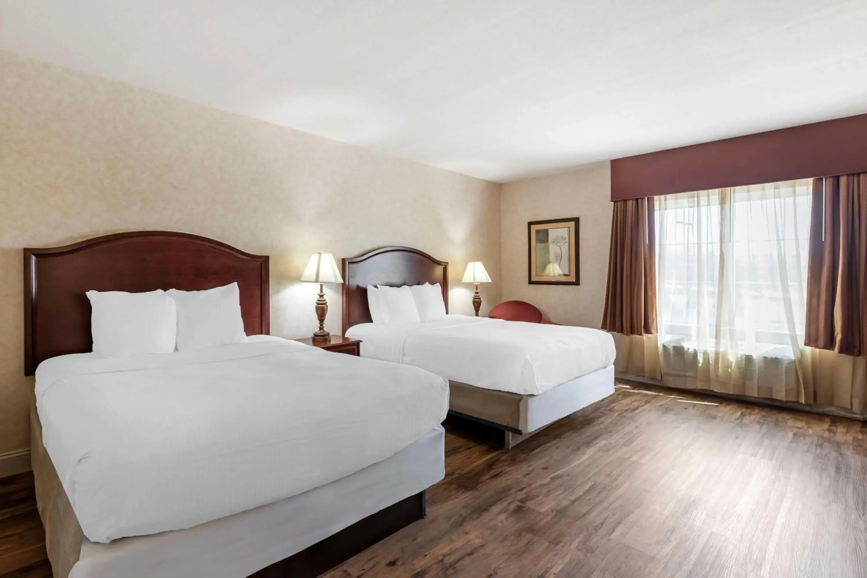 Bedroom, Bed in Best Western Plus Steeplegate Inn Bedroom, Bed in Best Western Plus Steeplegate Inn