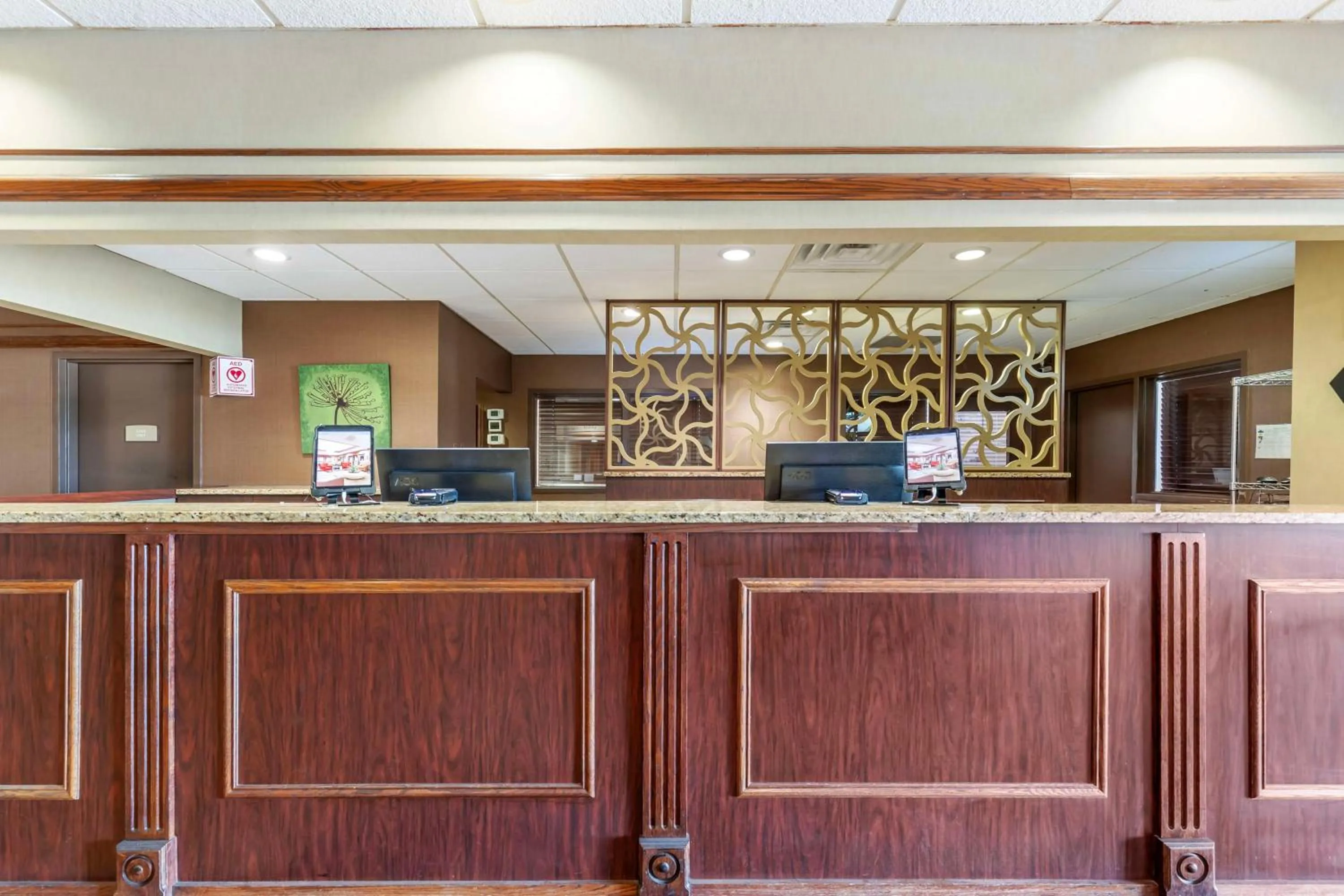 Lobby or reception in Best Western Plus Steeplegate Inn