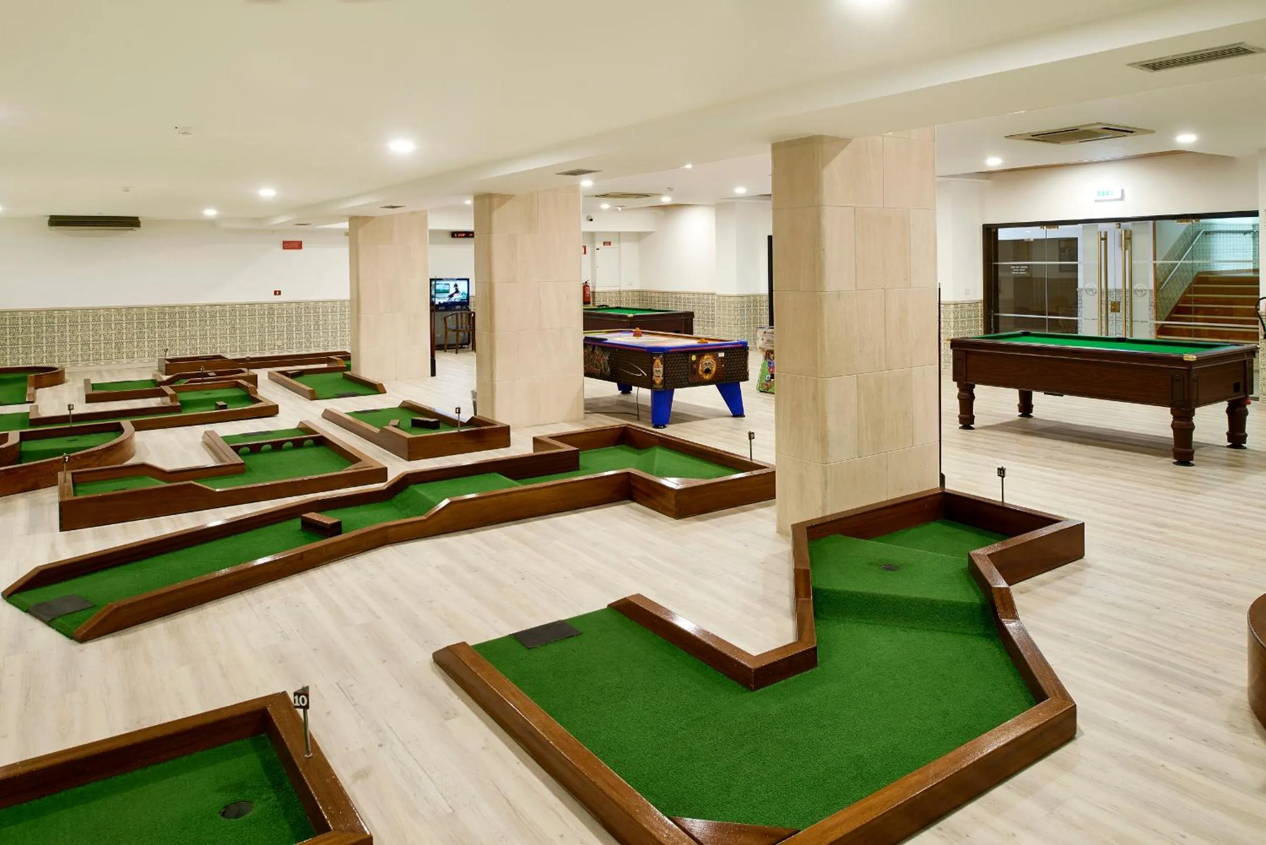 Game Room in Hotel Apartamento Brisa Sol