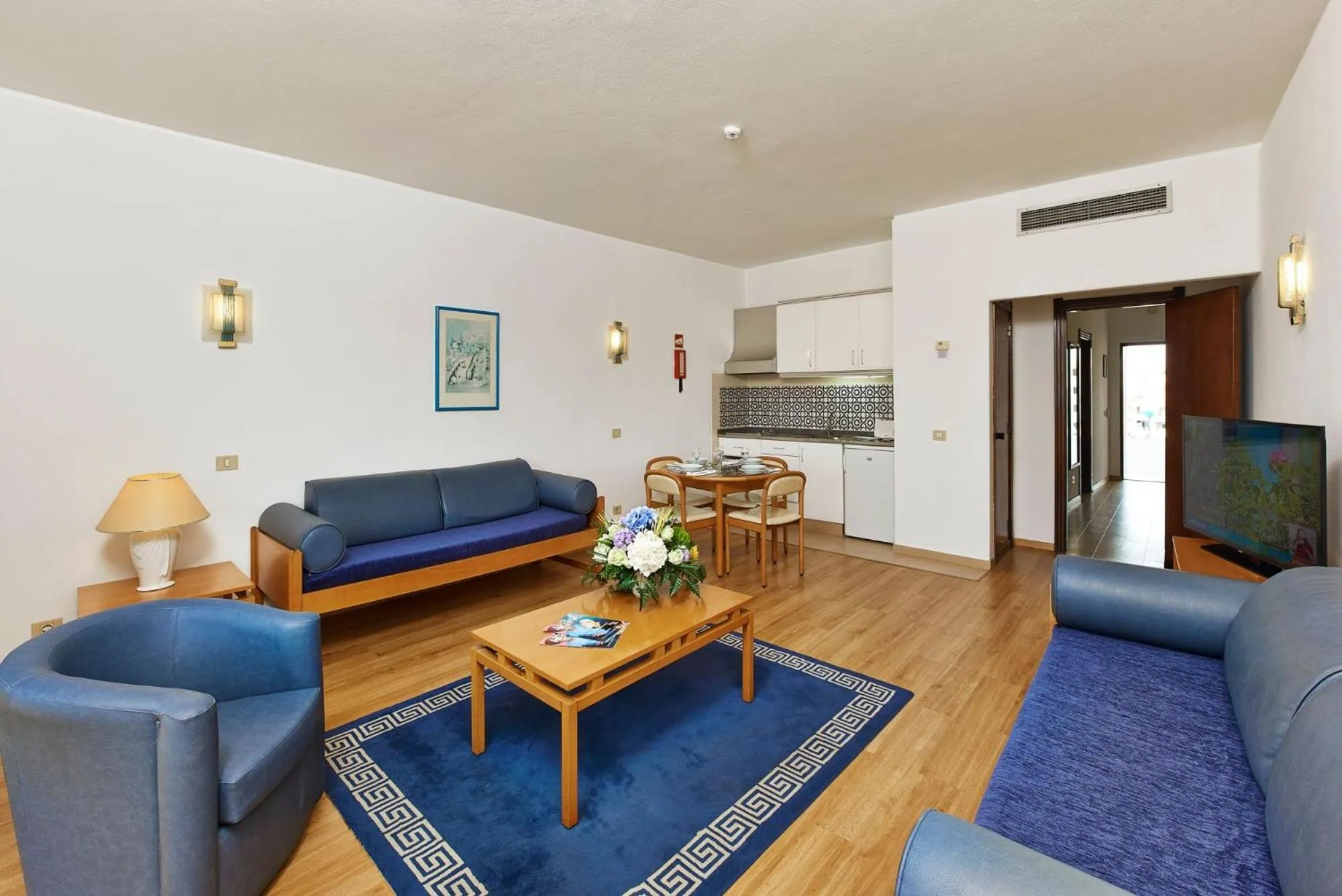 Kitchen or kitchenette in Hotel Apartamento Brisa Sol