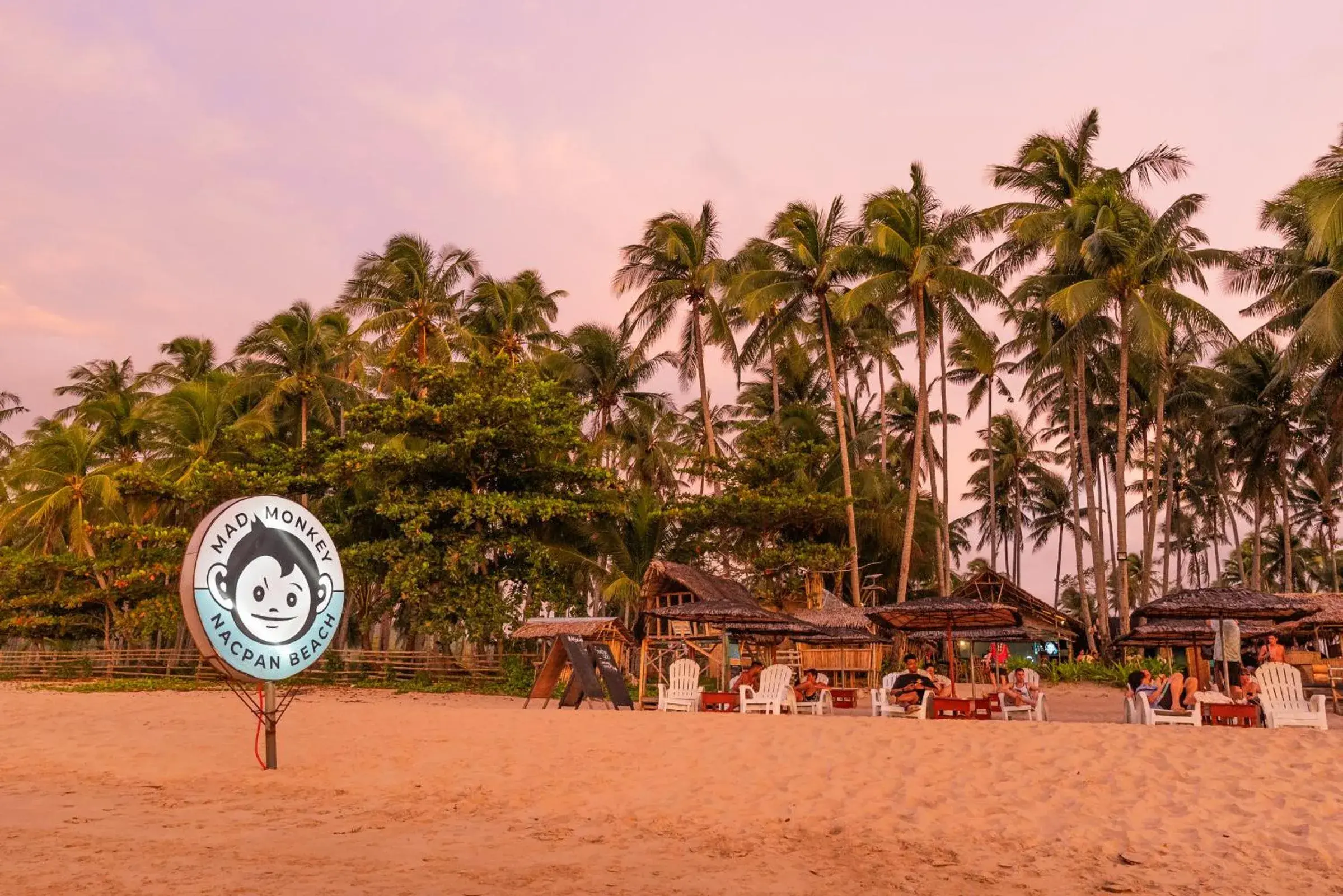 Property building in Mad Monkey Hostel Nacpan Beach Property building in Mad Monkey Hostel Nacpan Beach