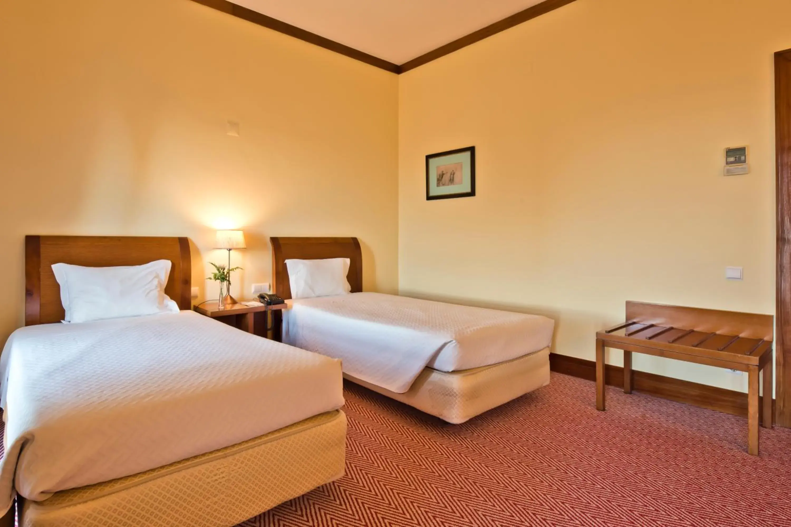 Bed in Golden Tulip Caramulo Bed in Golden Tulip Caramulo