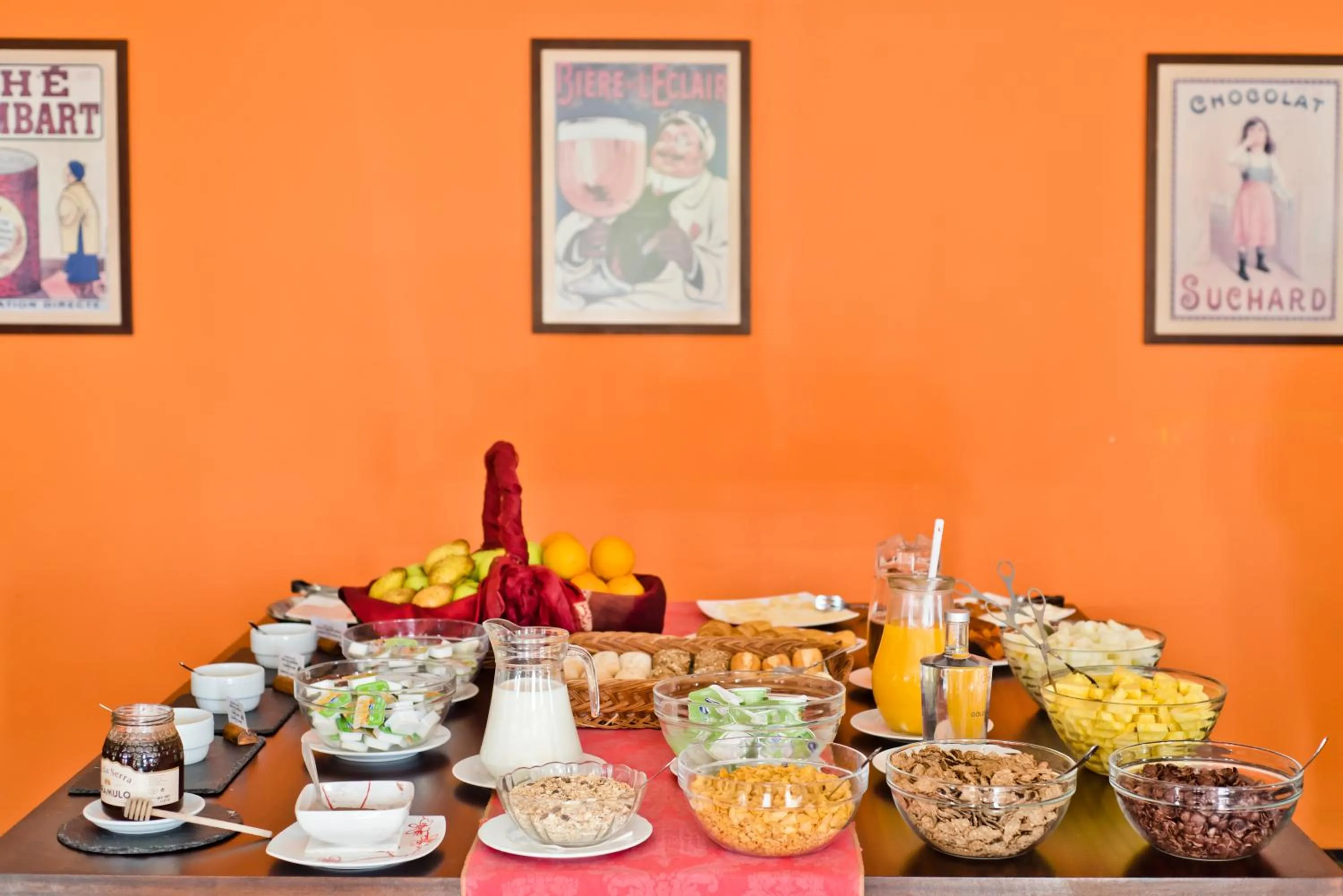 Breakfast in Golden Tulip Caramulo