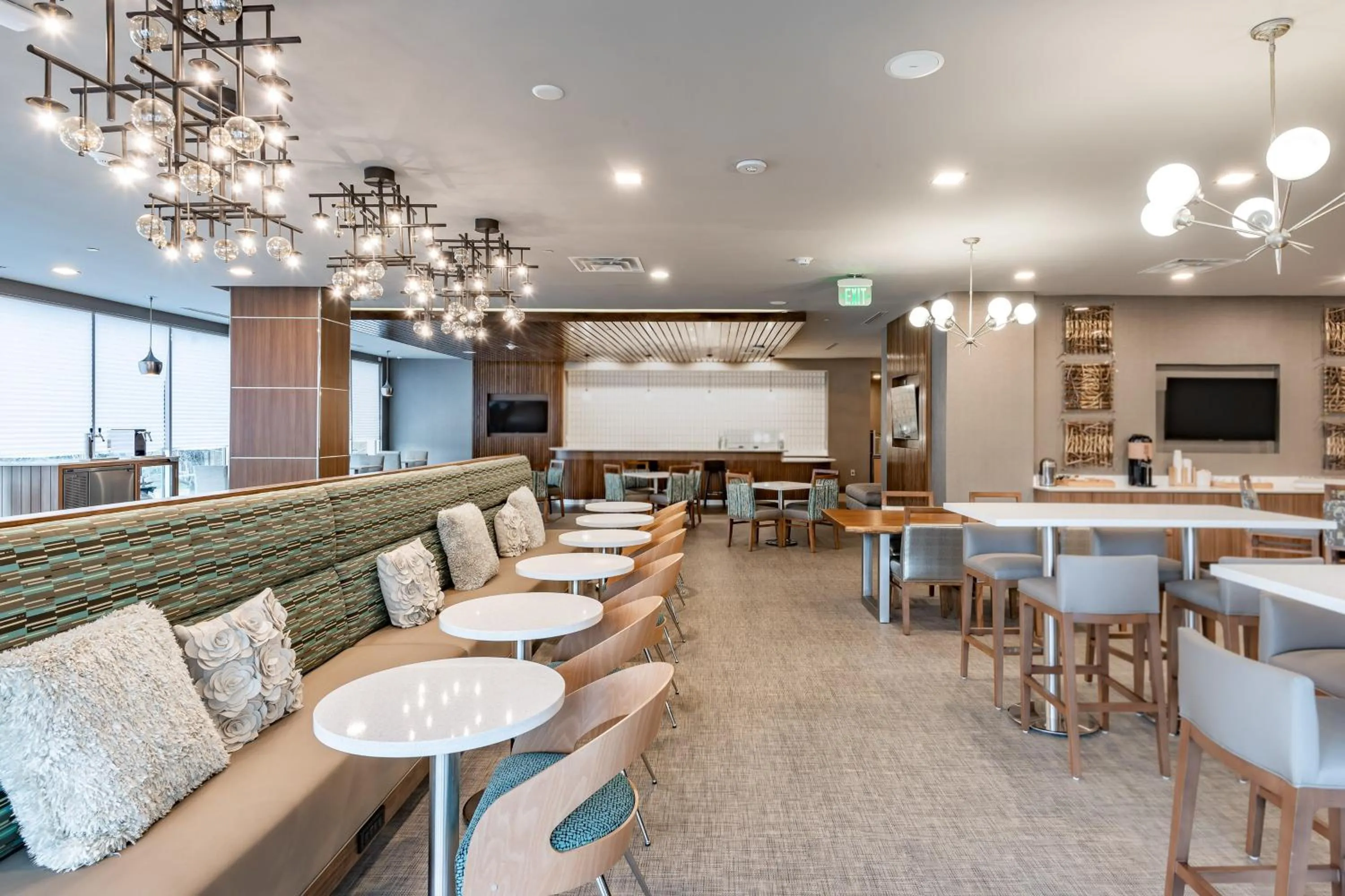 Breakfast in Element Dallas Downtown East