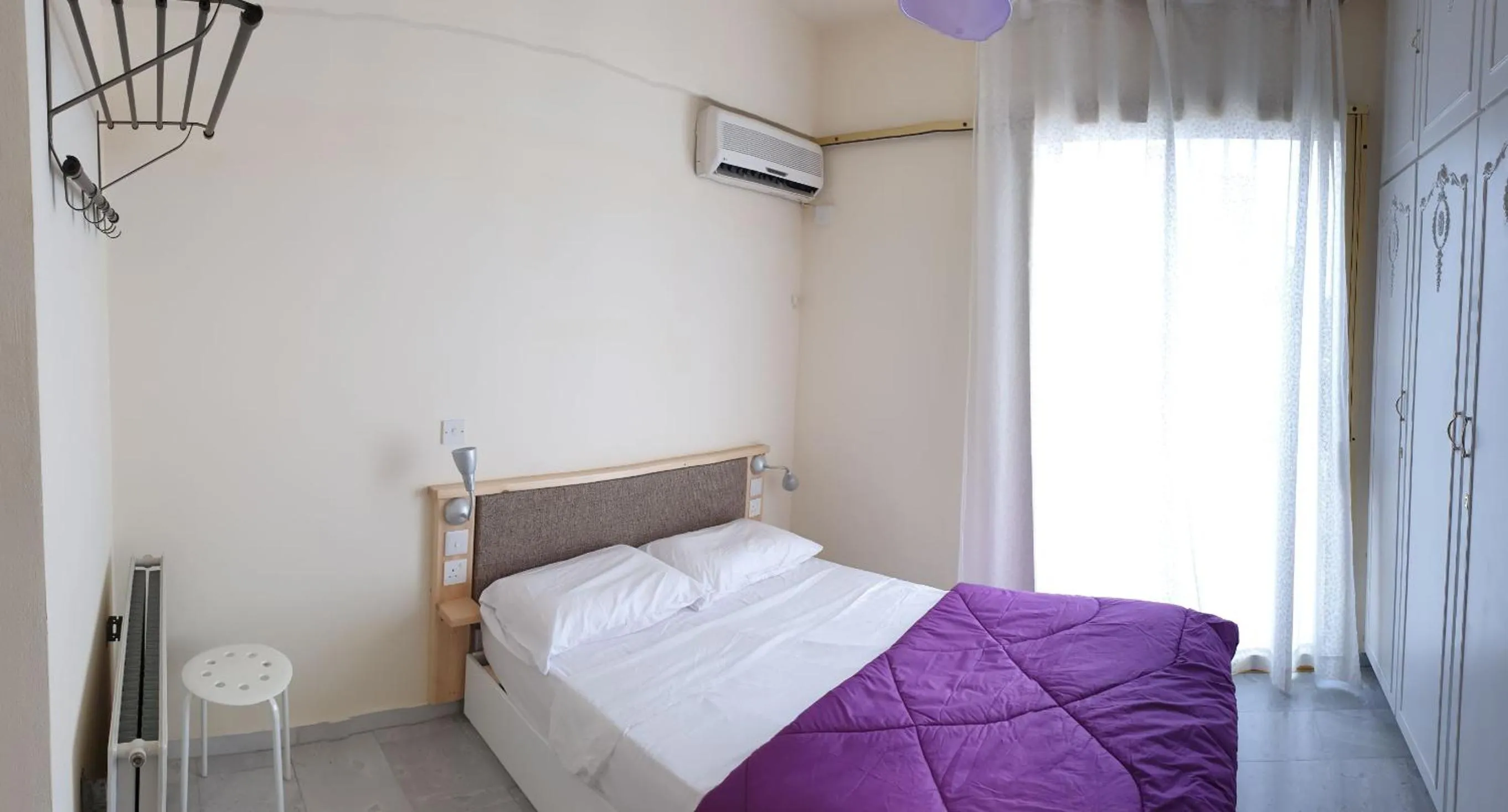 Standard Single Room with Shared Bathroom in NEX Hostel