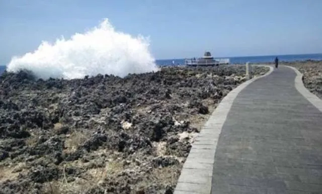 Day in Tanjung Sari Inn