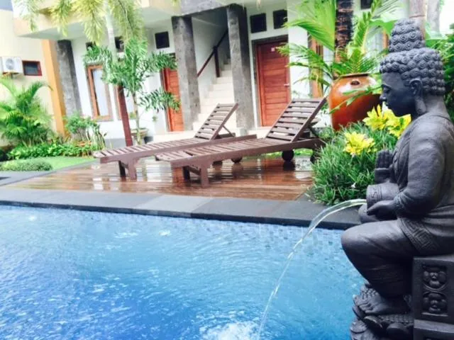 Swimming pool in Tanjung Sari Inn