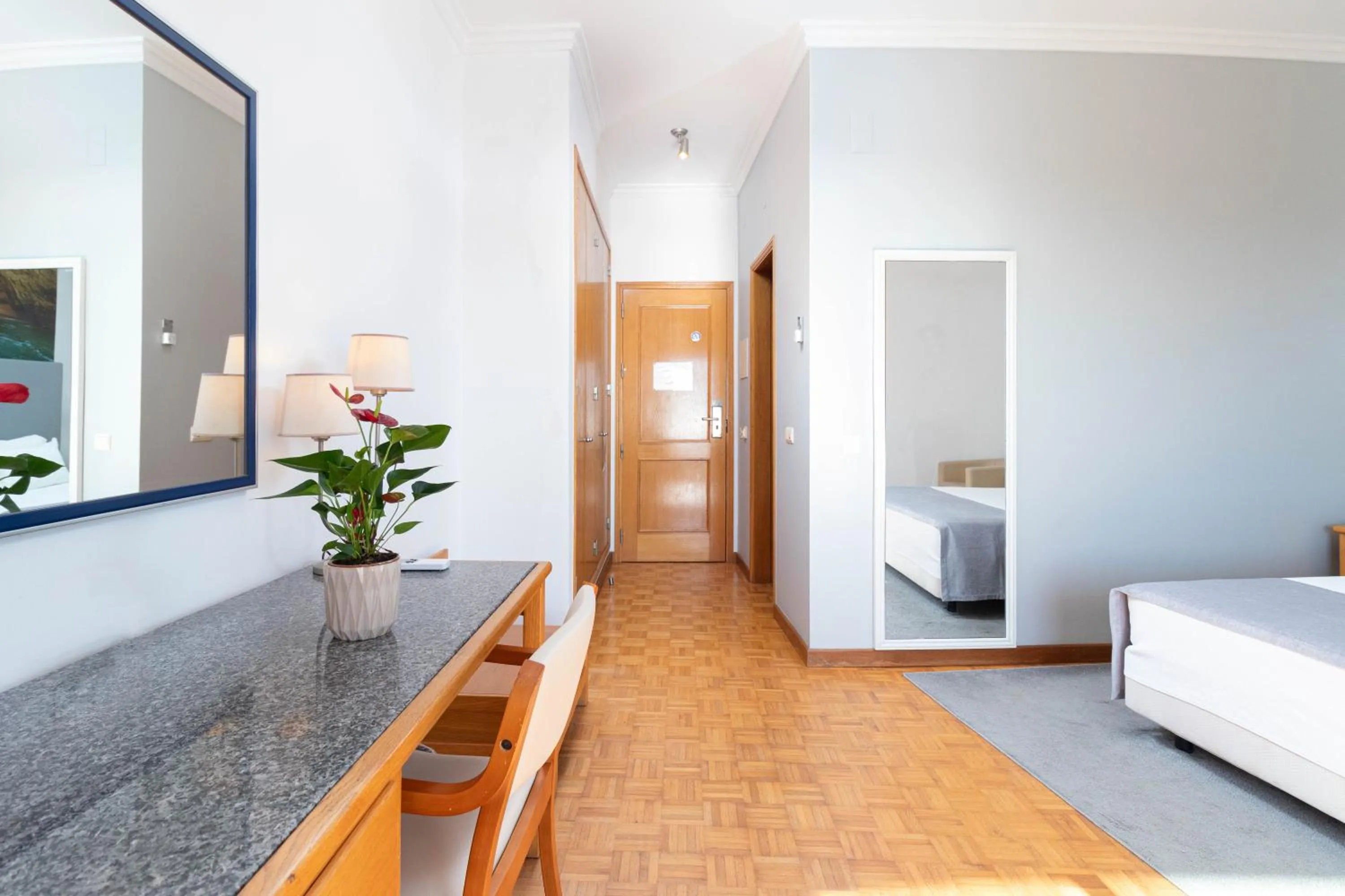 Bedroom, Bed in Hotel Maritur - Adults Only