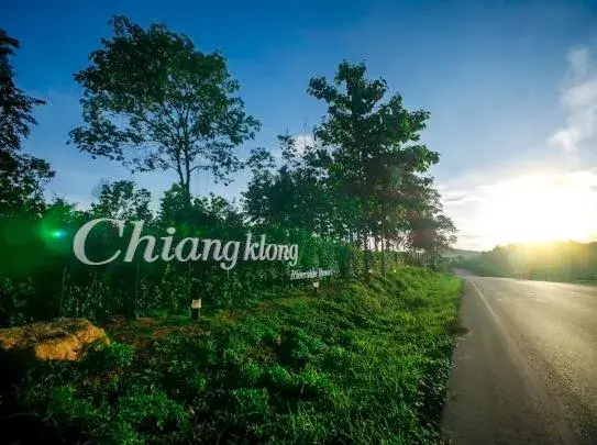 Property building in Chiang Klong Riverside Resort Property building in Chiang Klong Riverside Resort