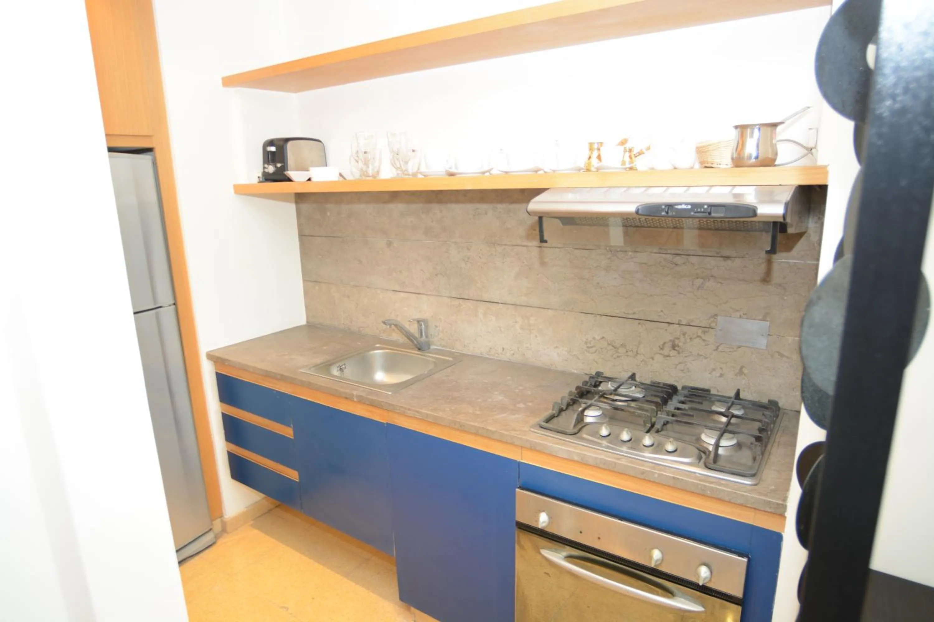 Burda 41 Hotel & Suites