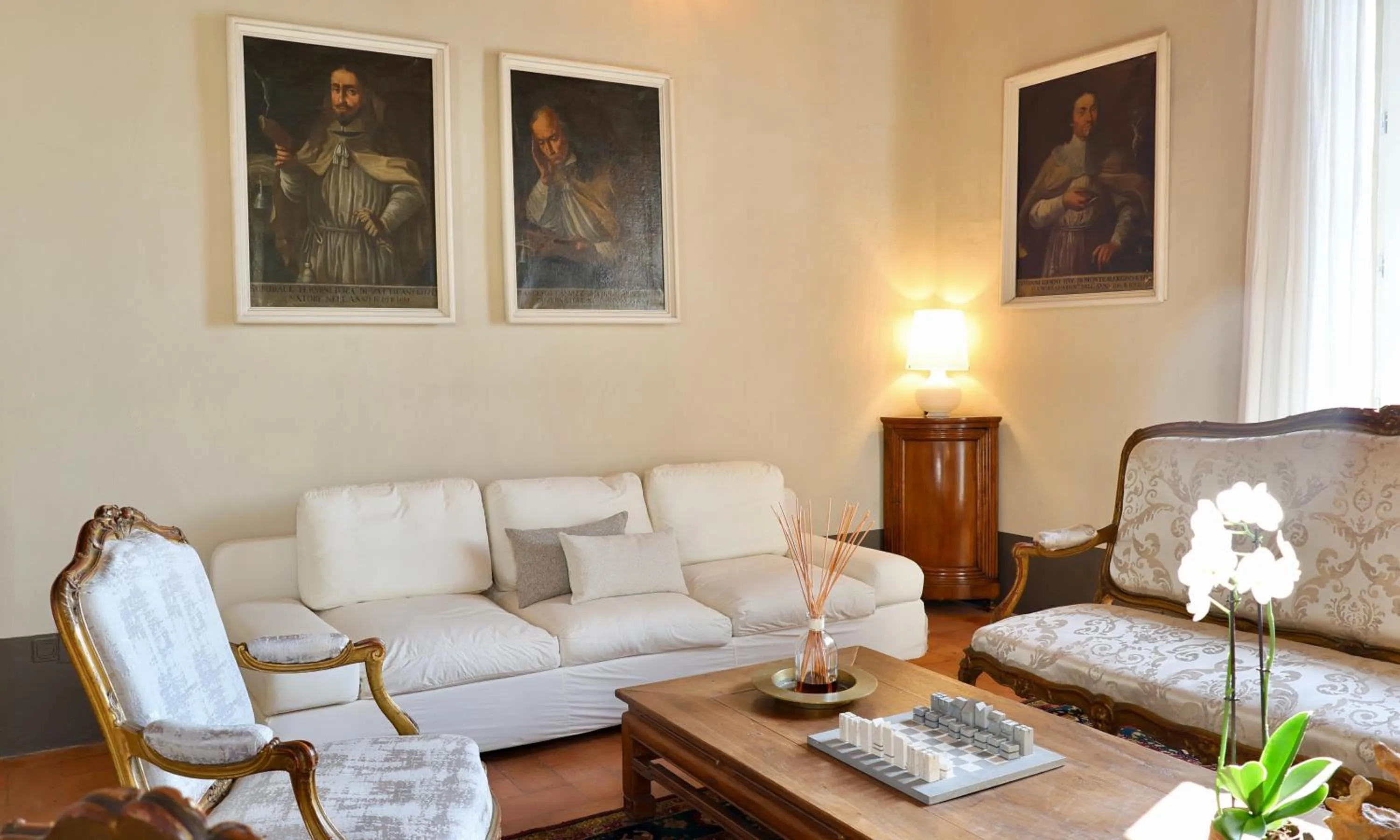 Living room in Ca' Bianca Tuscany Relais