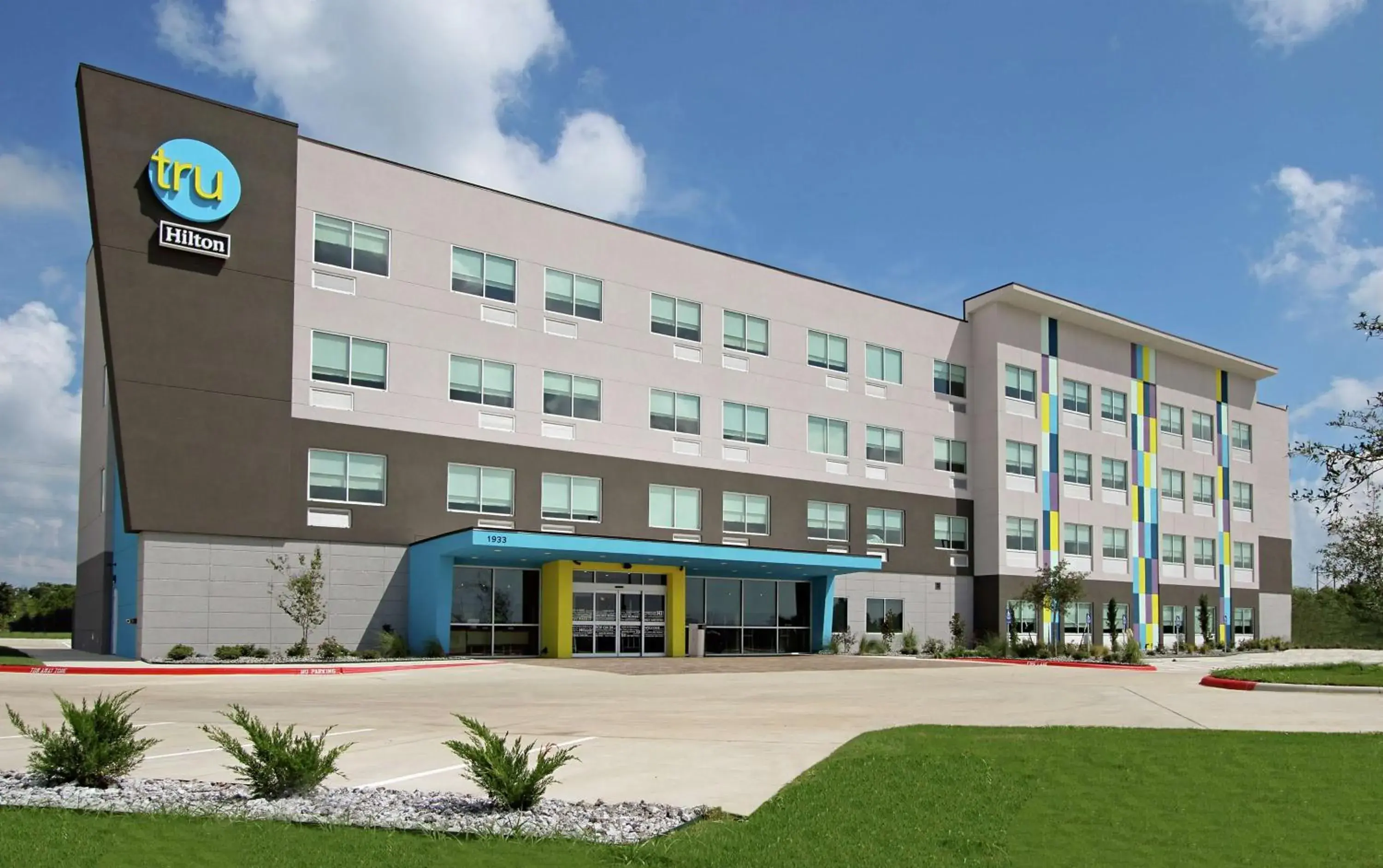 Property building in Tru by Hilton Bryan College Station Property building in Tru by Hilton Bryan College Station