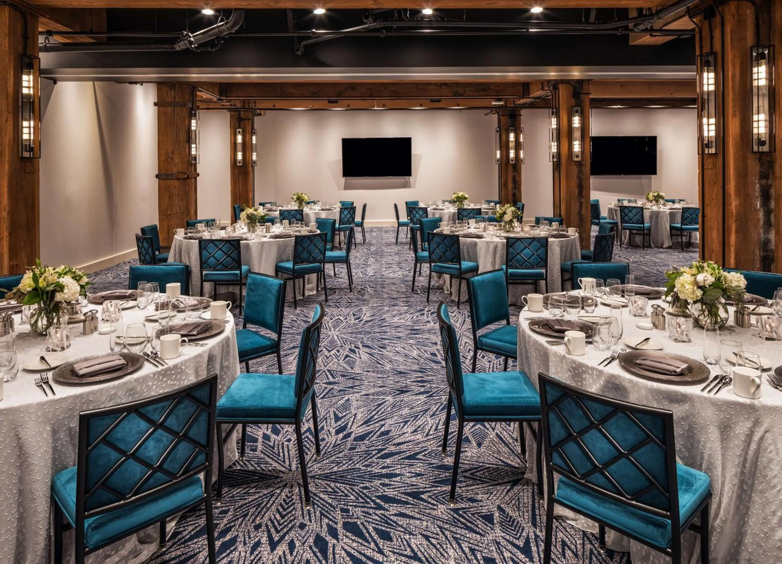 Meeting/conference room in Canopy by Hilton Minneapolis Mill District