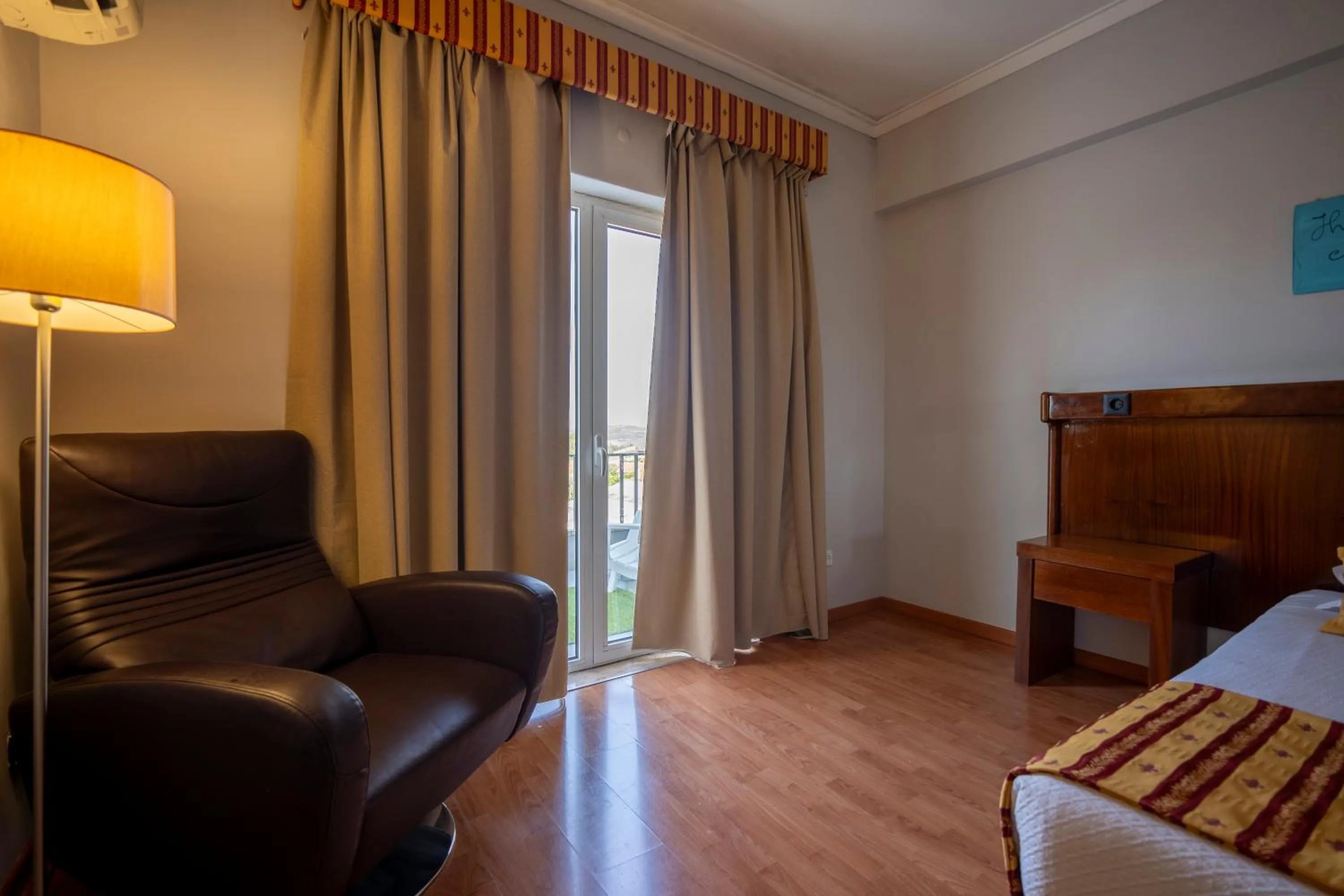 Bedroom, Bed in Hotel Onix