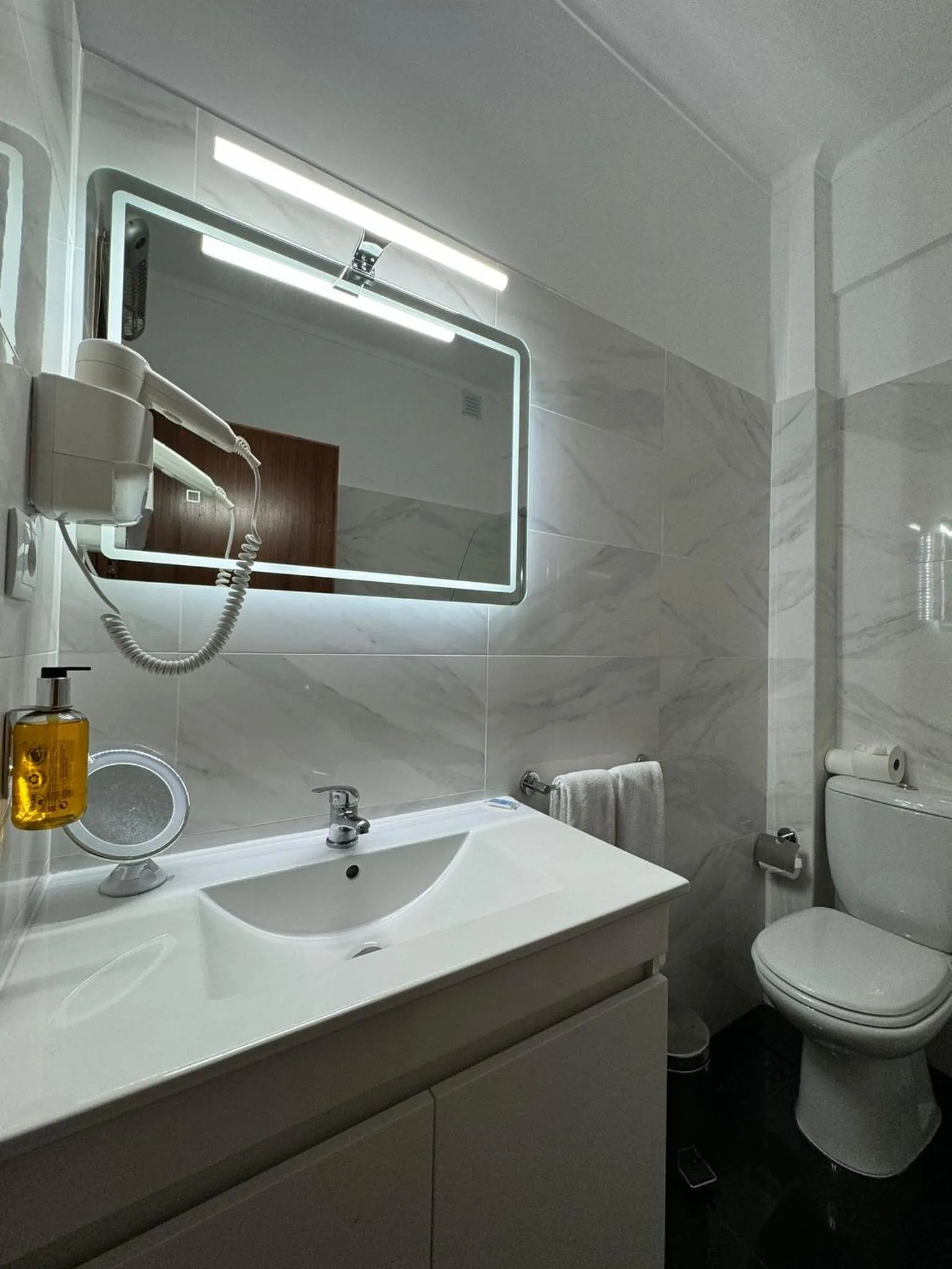 Bathroom in Hotel Onix