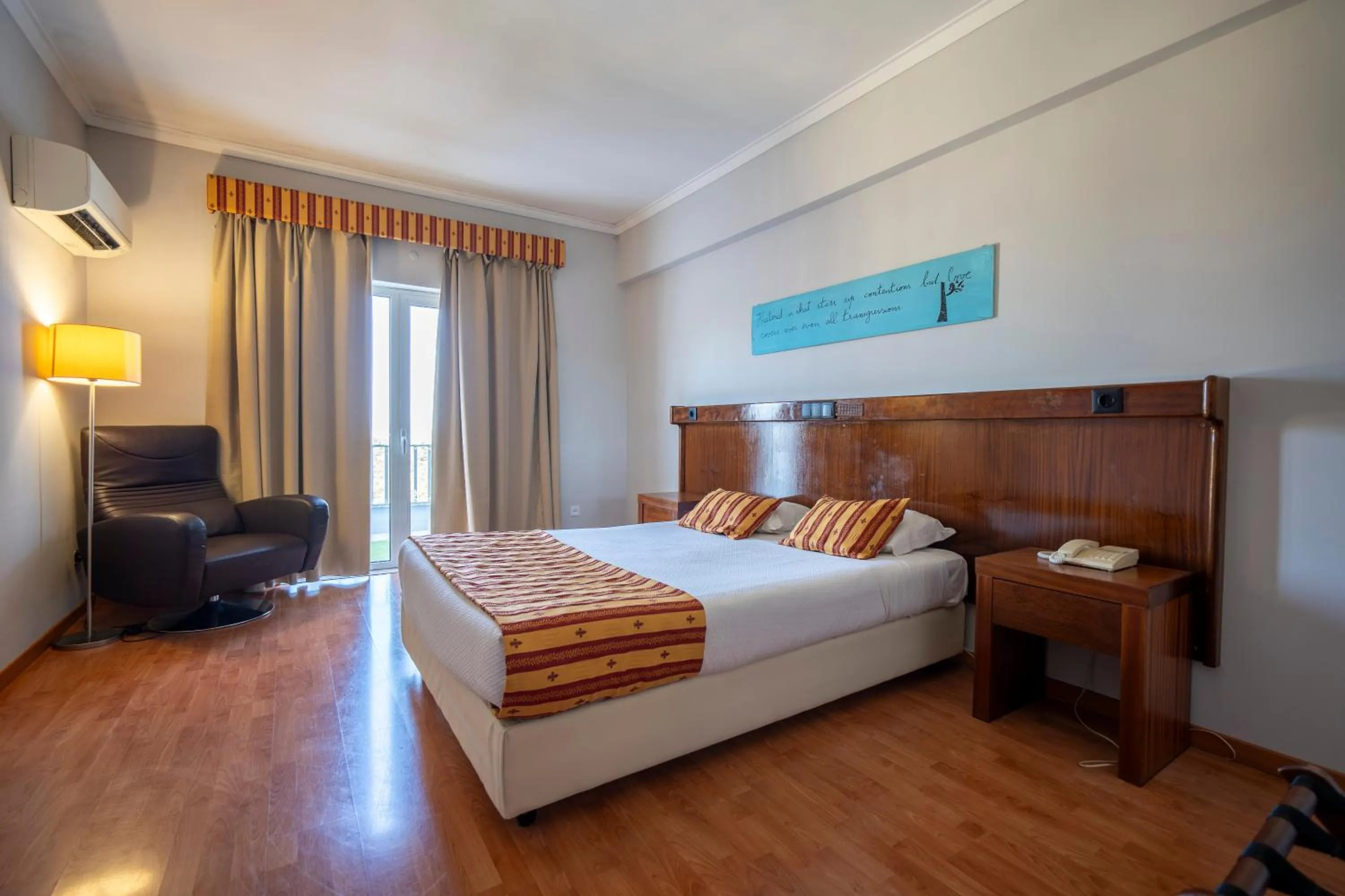 Bedroom, Bed in Hotel Onix