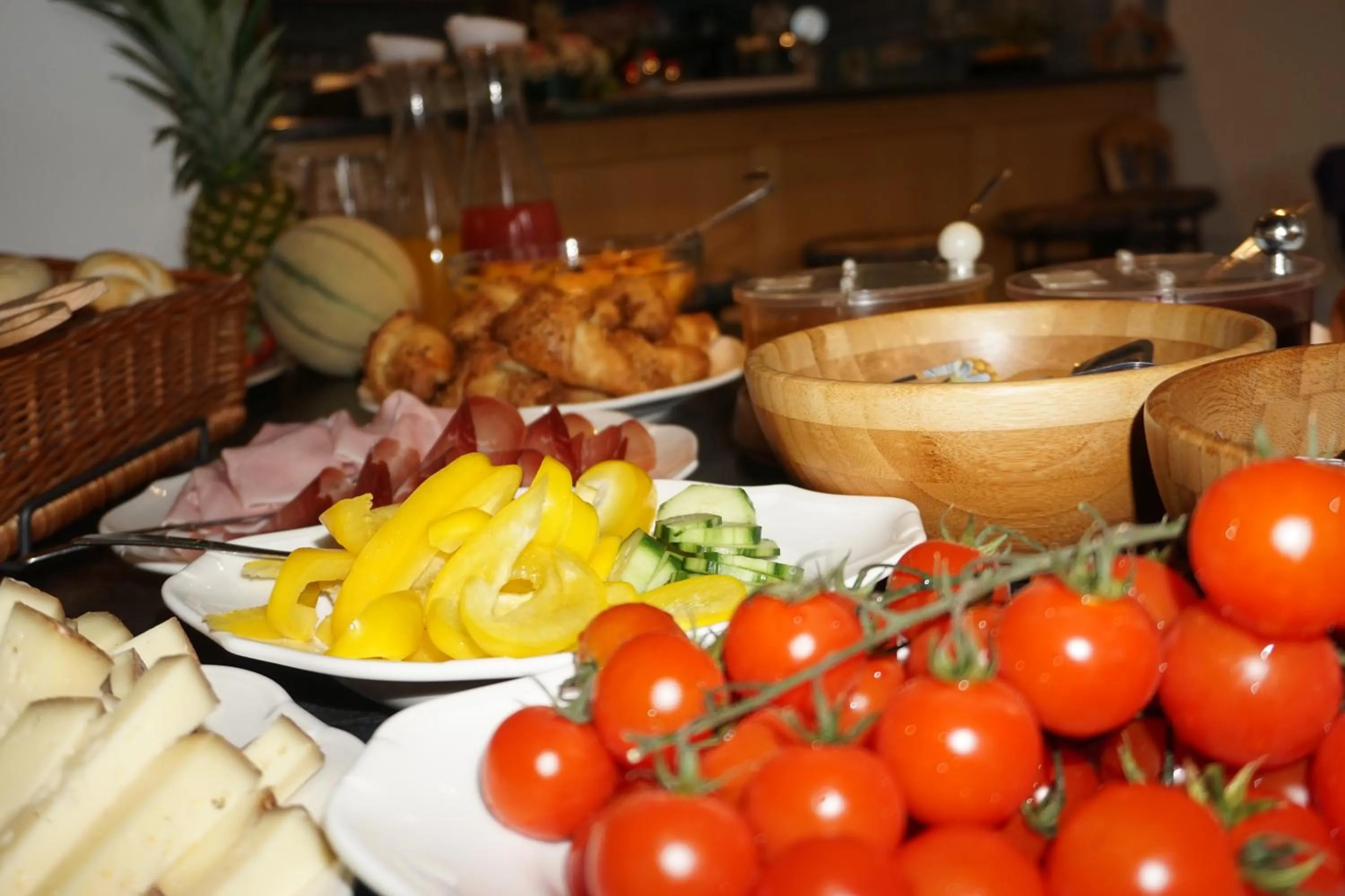 Buffet breakfast in Gasthaus Jaufenblick