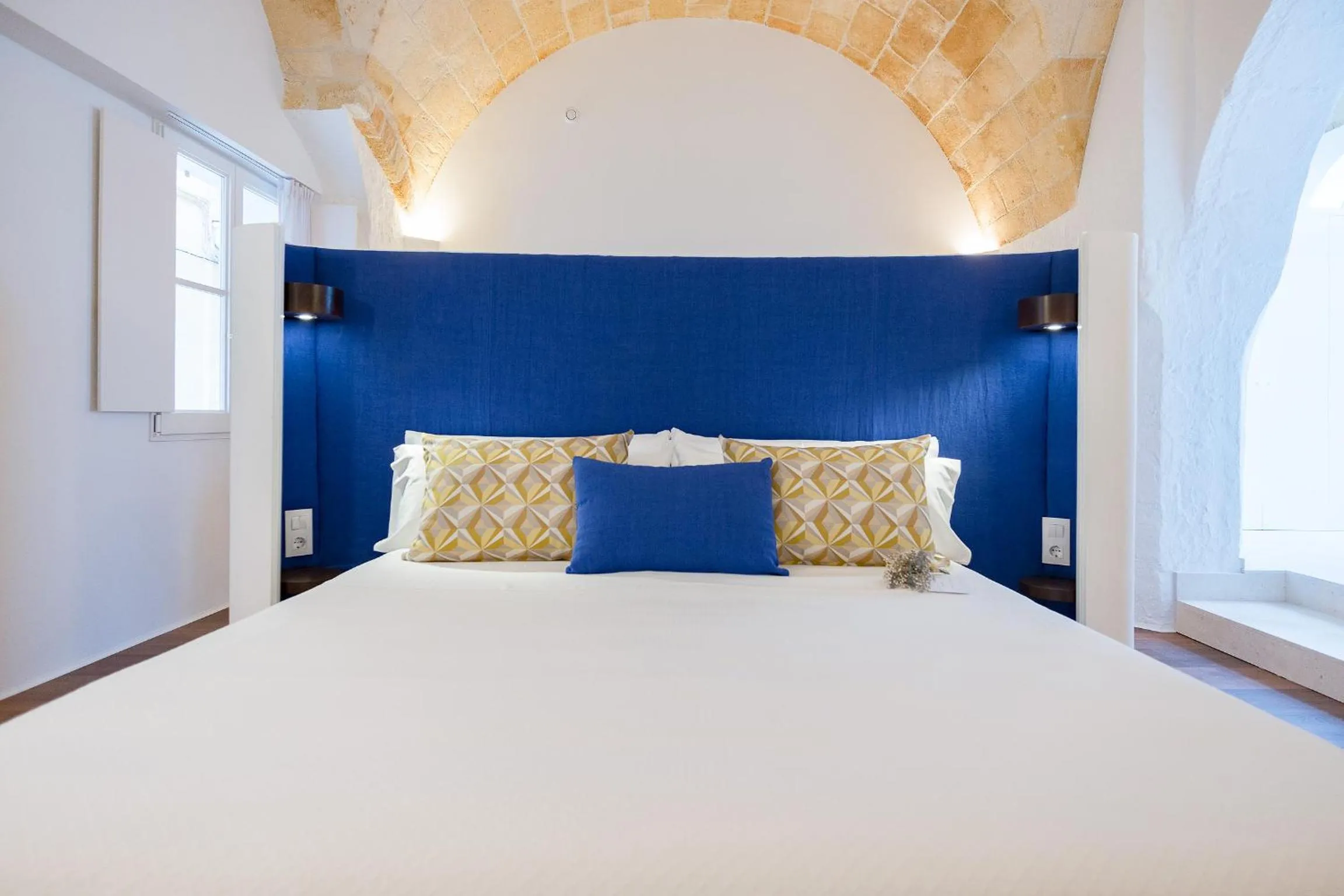 Bedroom, Bed in Divina Suites Hotel Boutique - Adults only
